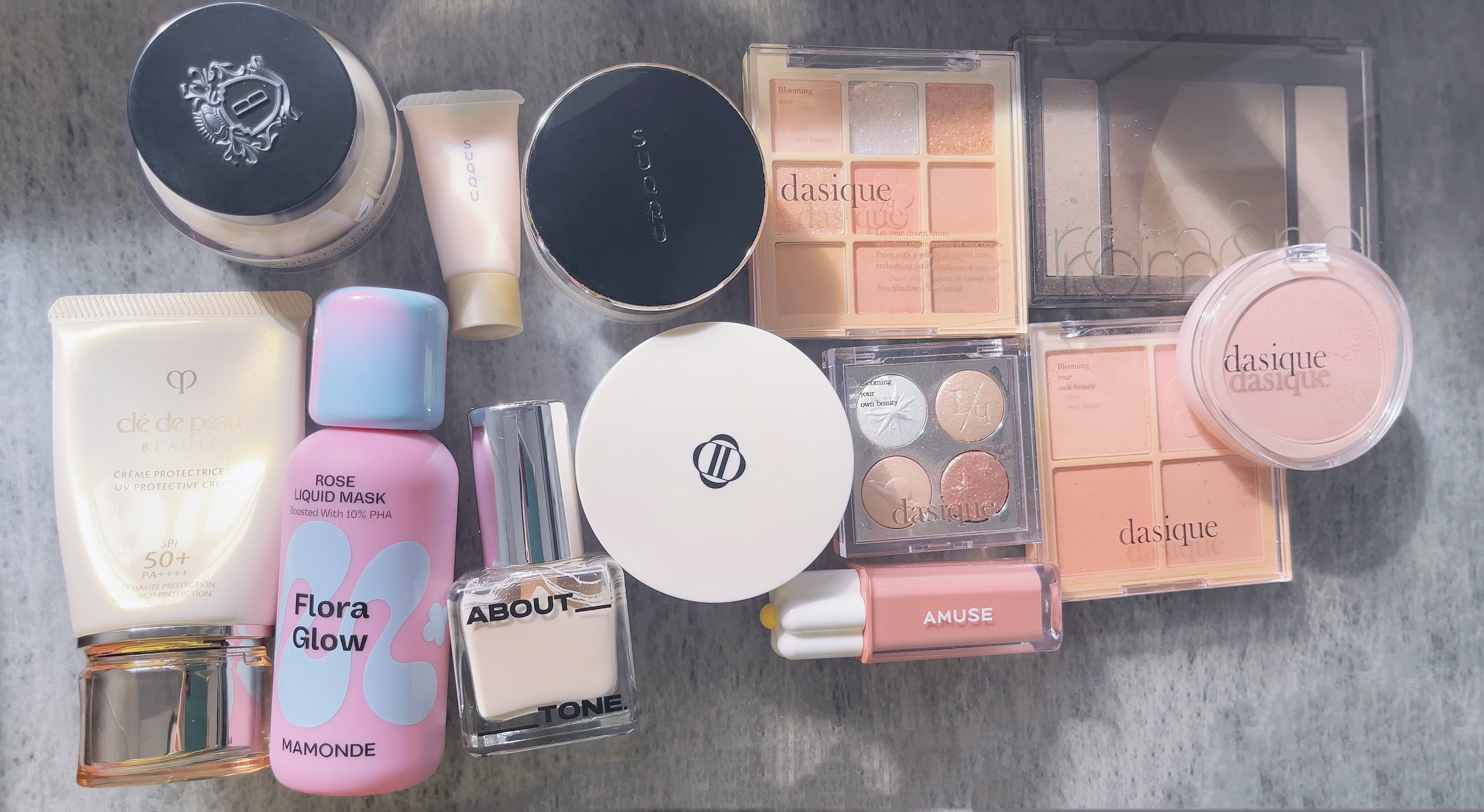 シャドウパレット 26 ゴールデンフラワー/dasique/アイシャドウパレットを使ったクチコミ（2枚目）