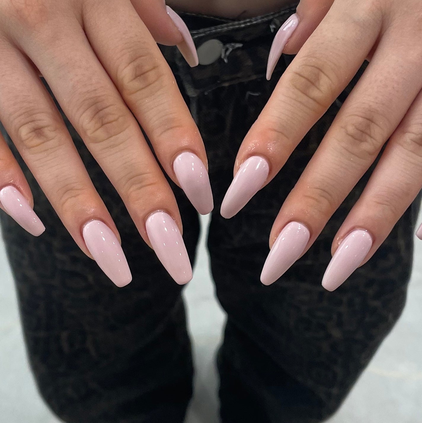 𐔌՞ . .՞ 𐦯 on LIPS 「💖💖いいね、保存嬉しいです🎶#ネイル#ジェルネイル#垢抜け#ネ..」(1枚目)