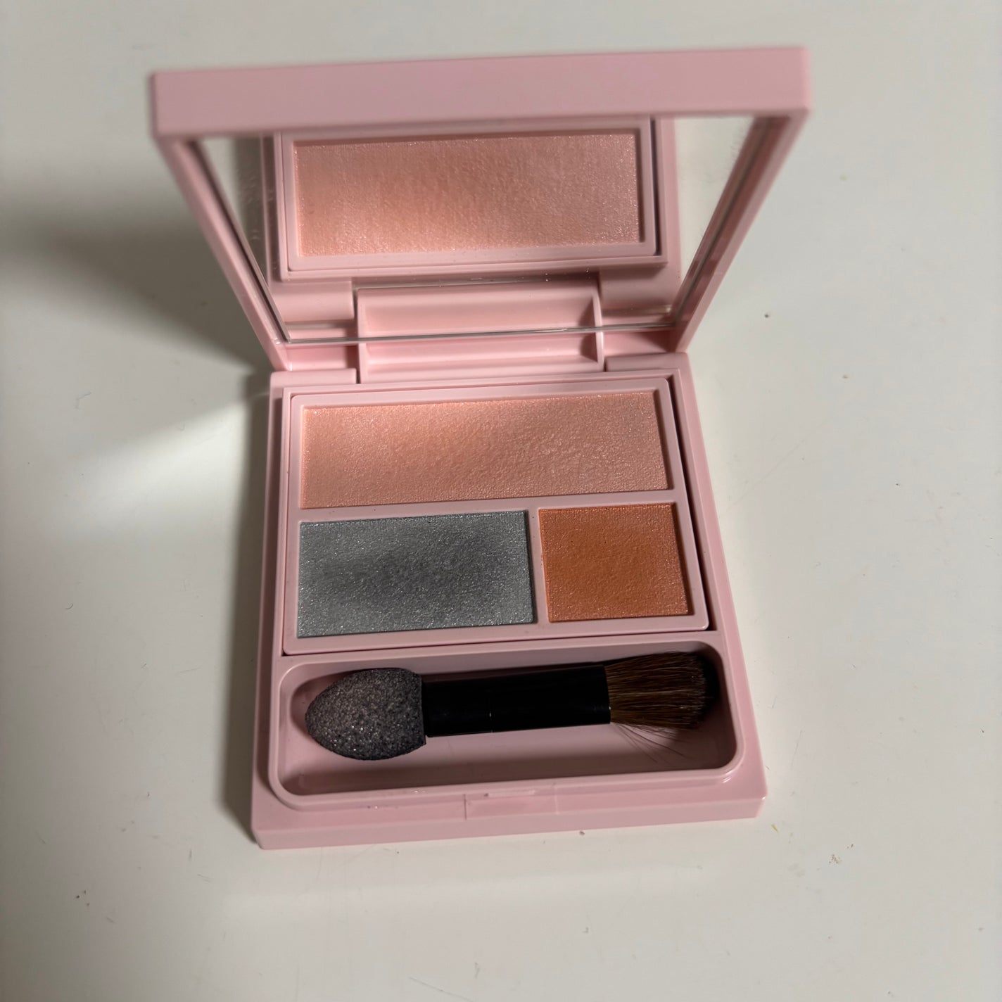 フーミー アイシャドウパレット/WHOMEE/アイシャドウパレットを使ったクチコミ(1枚目)