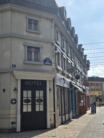 出荷直前の豚フォロバ100 on LIPS 「リサとガスパールタウン..」(4枚目)