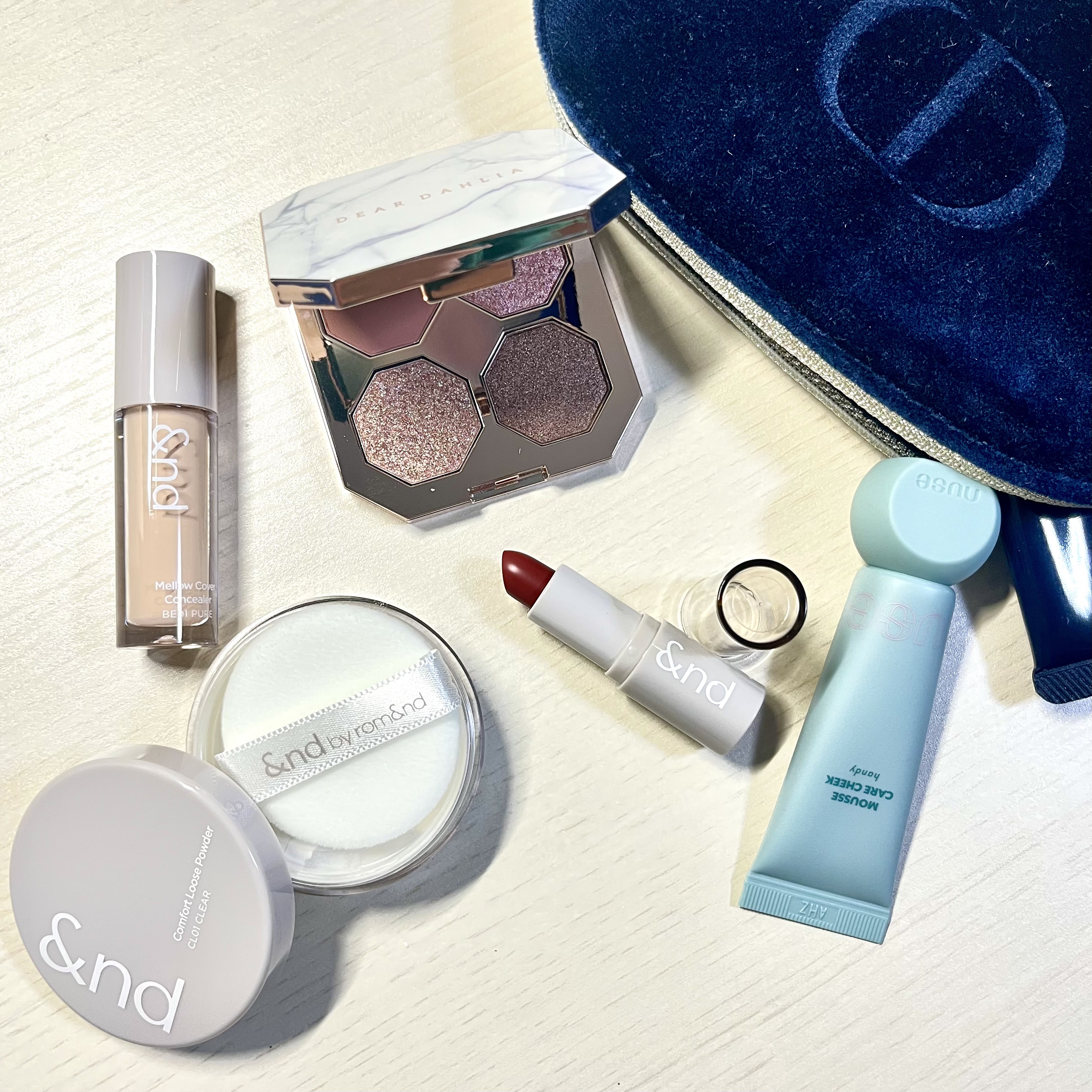 ドリームベルベットアイシャドウパレット/DEAR DAHLIA/アイシャドウパレットを使ったクチコミ（1枚目）