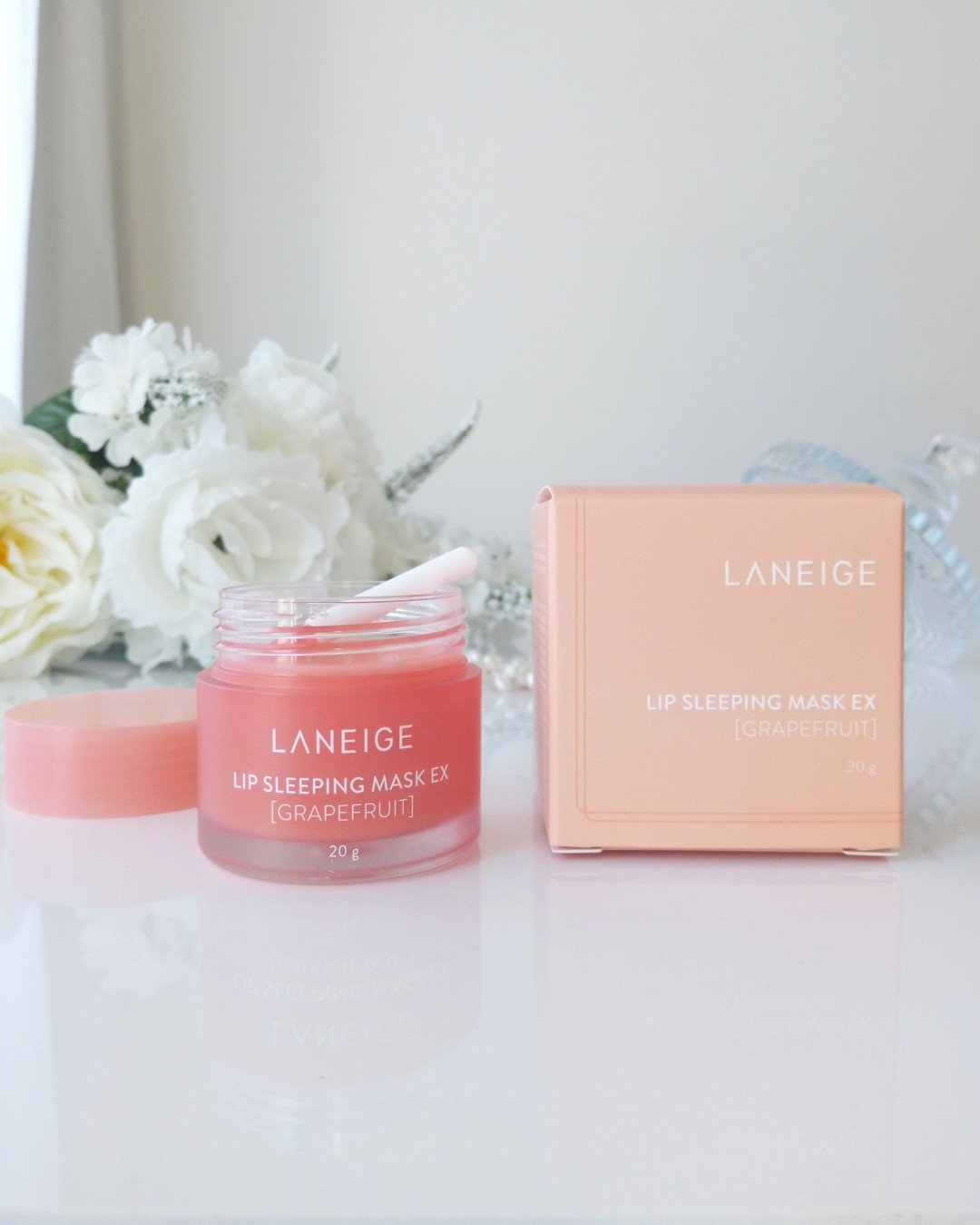 夜のスキンケアの最後はリップケア。
くちびるもそろそろ乾燥しちゃうのでしっかり保湿。
　
::::::::::୨୧::::::::::୨୧::::::::::୨୧:::::::::::

LANEIGE (ラネージュ)
リップスリーピングマ