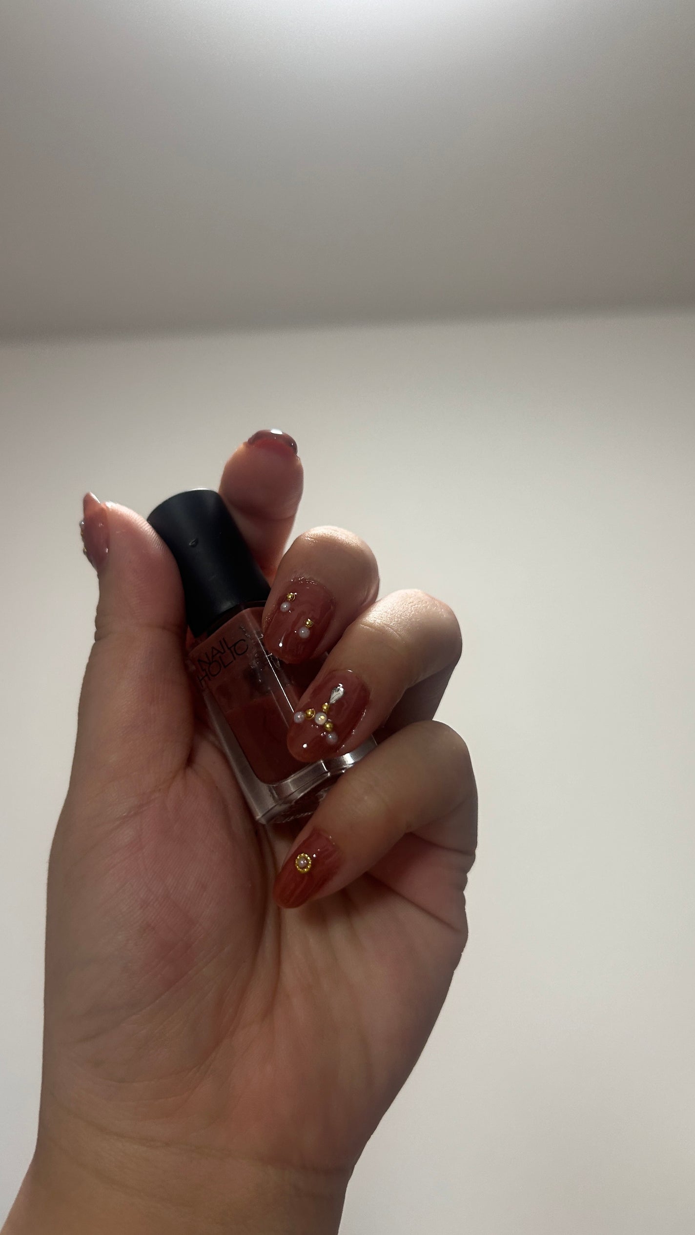 りん on LIPS 「マニュキアでいける#美容雑誌#こっくりカラーに夢中..」(1枚目)