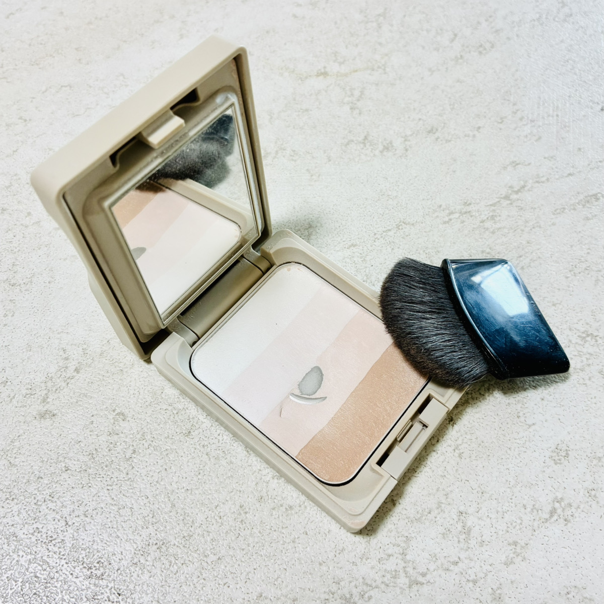 ハイライトパウダー/ナチュラグラッセ/パウダーハイライトを使ったクチコミ（1枚目）