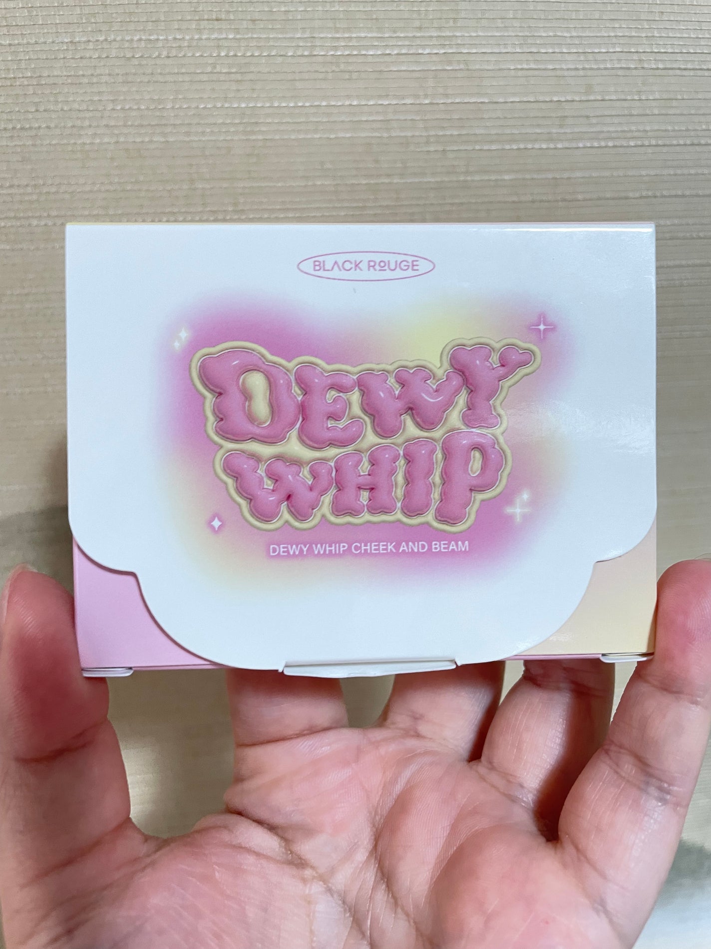 デューイホイップチーク&ビーム/BLACK ROUGE/パウダーチークを使ったクチコミ(1枚目)