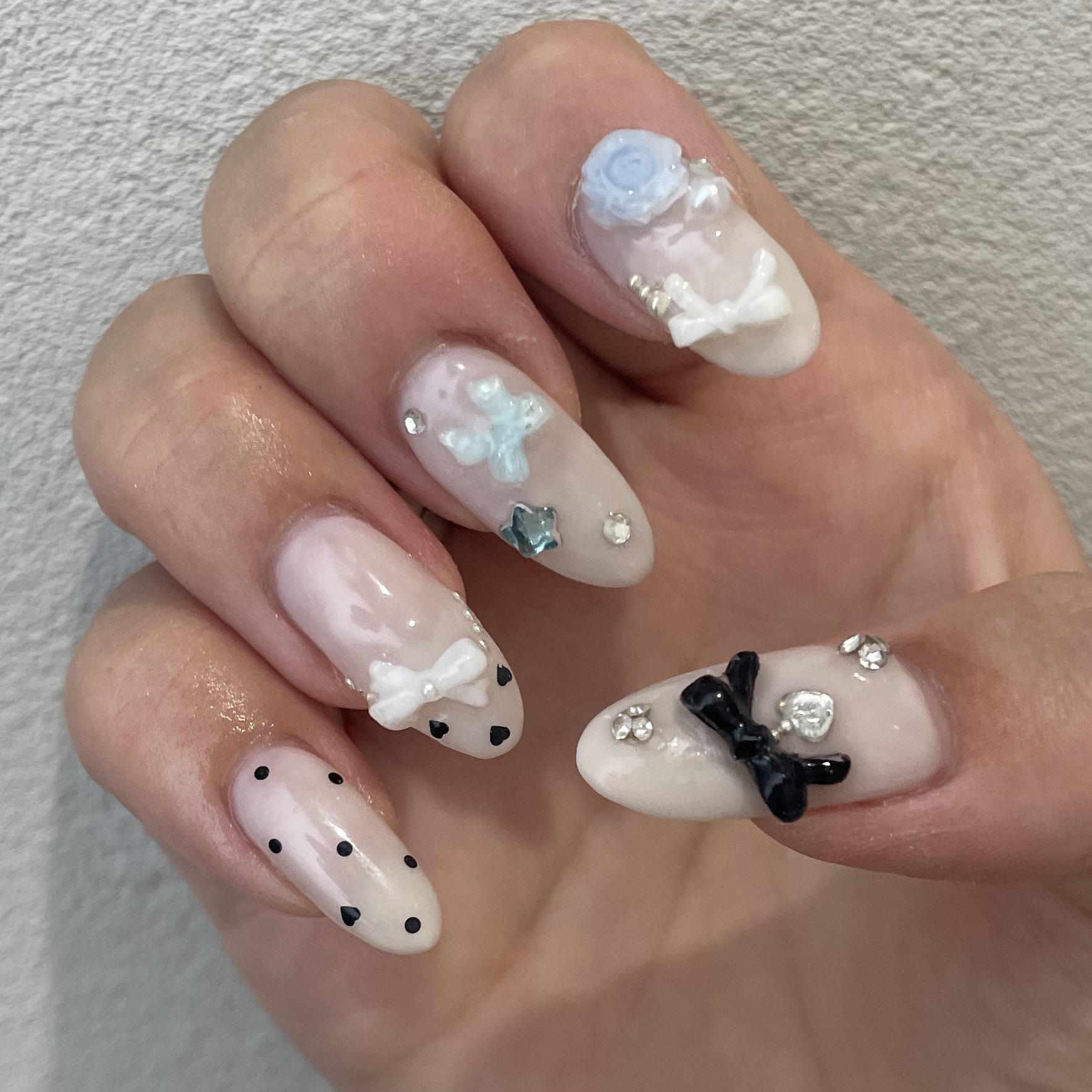 #ネイル,#ジェルネイル,#キラキラネイル,#簡単ネイル,#夏ネイル,#秋ネイル,#冬ネイル,#大人ネイル,#大人ネイル,#韓国ネイル,#フットネイル,#キャラネイル,#キャラクターネイルのネイルデザイン