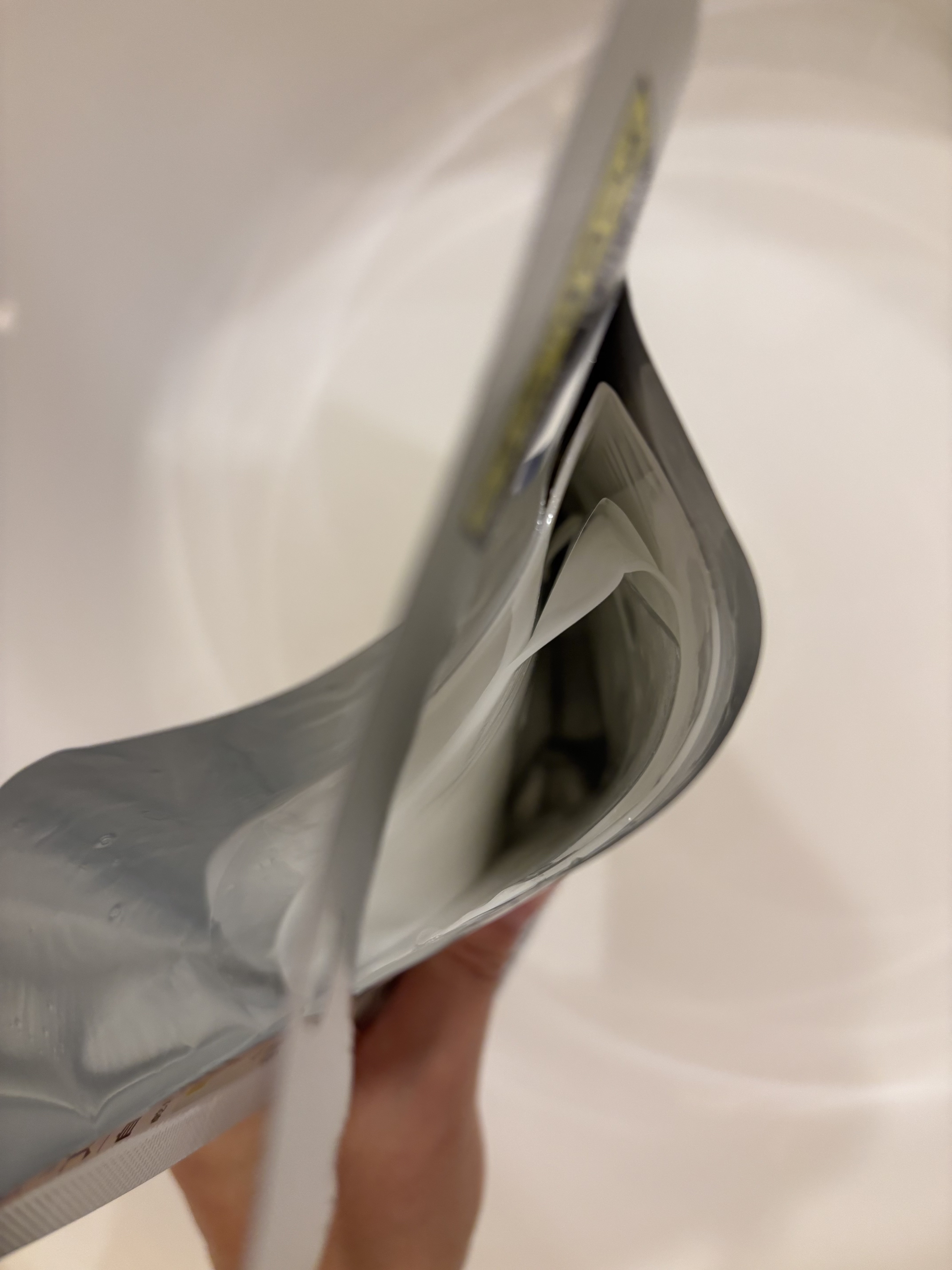 KC SKIN モイストクリアセラムマスク 4枚入り/KC SKIN – Kristen Claire/シートマスク・パックを使ったクチコミ（2枚目）