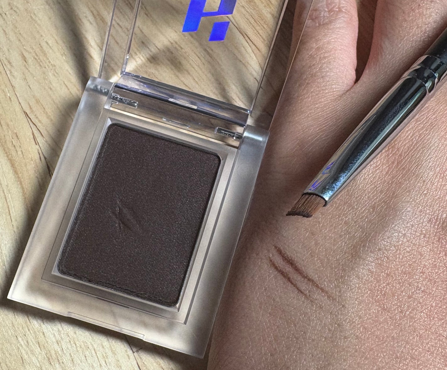 マイフェイブピースアイシャドウ/HOLIKA HOLIKA/単色アイシャドウを使ったクチコミ(2枚目)