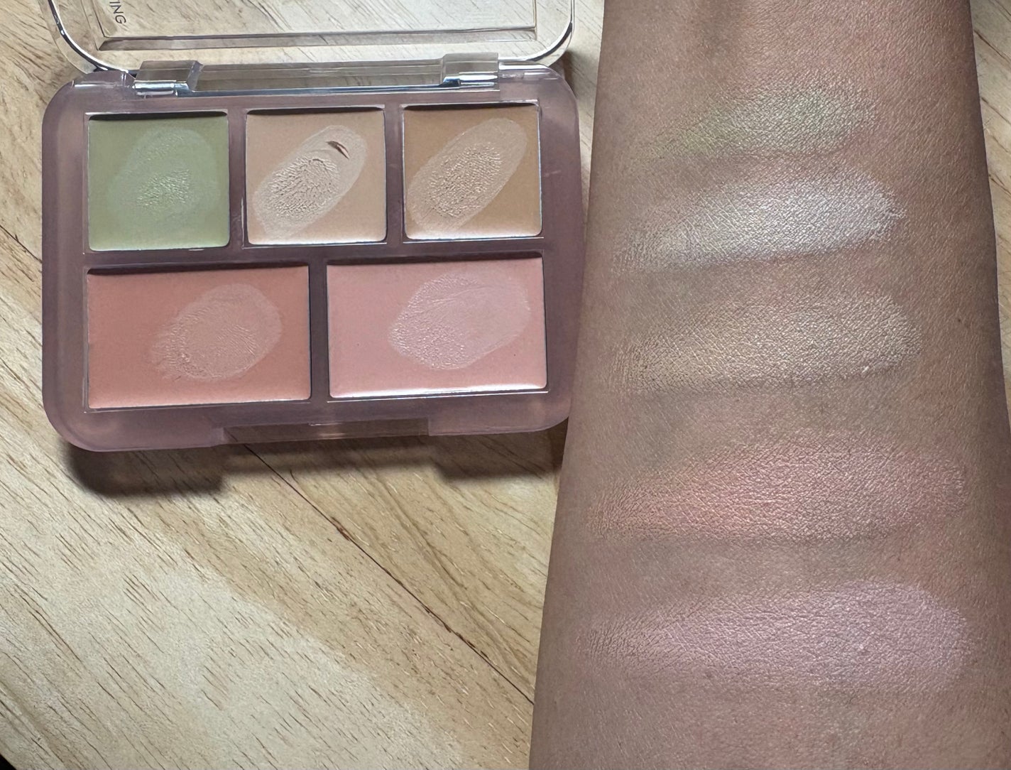 コンシールブレンダーパレット/LUNA/パレットコンシーラーを使ったクチコミ(3枚目)