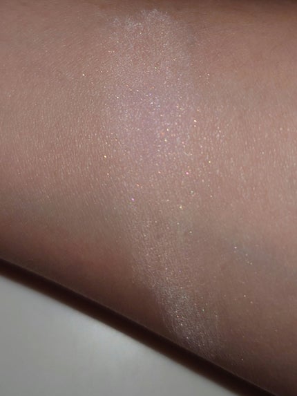 ライトリフレクティング プリズマティックパウダー/NARS/プレストパウダーを使ったクチコミ(4枚目)