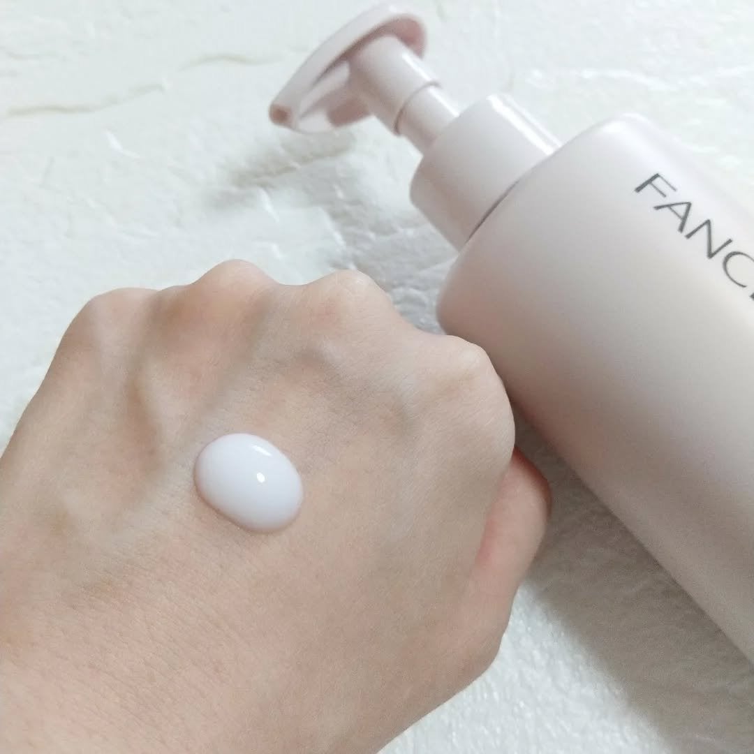 ボディミルク ブライトニング&エイジングケア<医薬部外品>/ファンケル/ボディミルクを使ったクチコミ(2枚目)