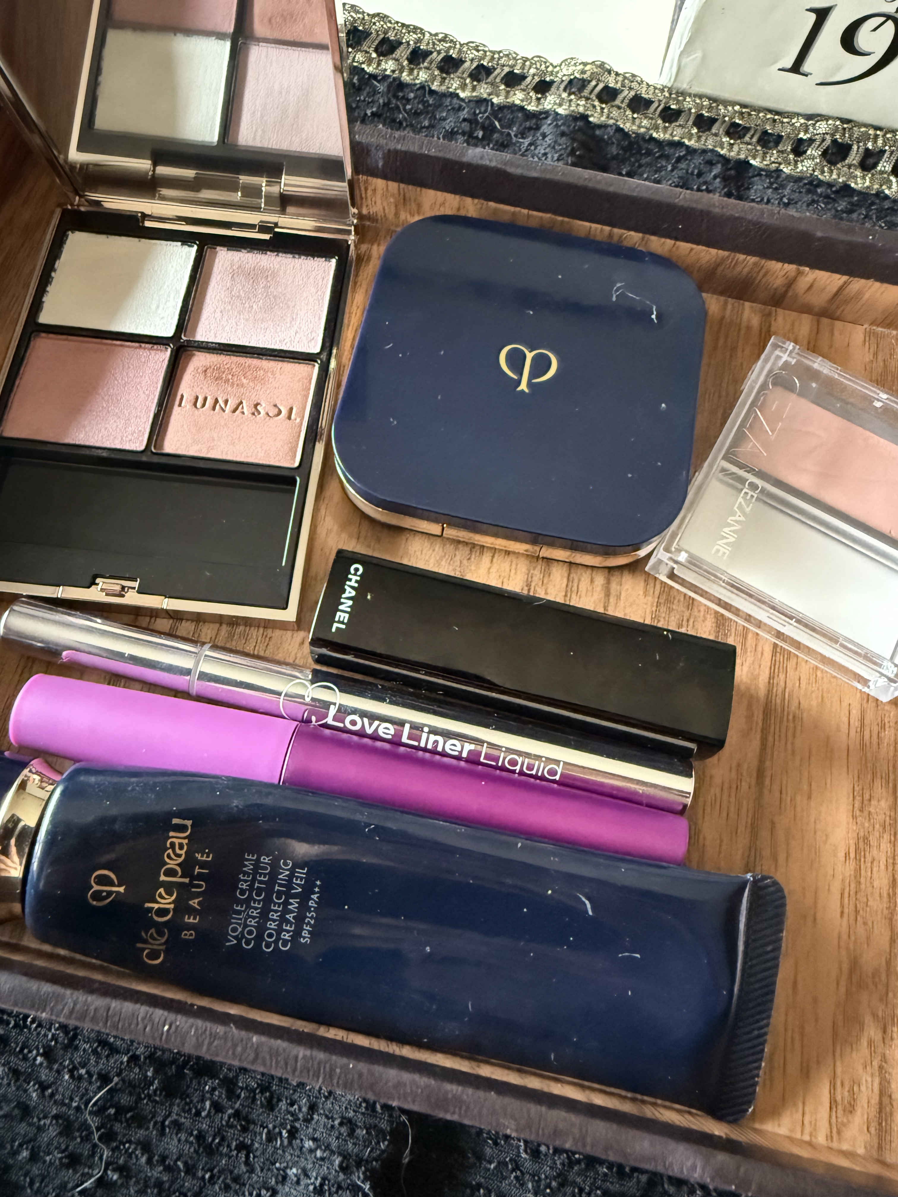 ルージュ アリュール ヴェルヴェット 76 ヴェルサティル/CHANEL/口紅を使ったクチコミ（1枚目）