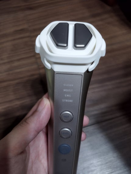 ricechan0317 on LIPS 「ナリス化粧品様から商品提供をいただきました!久しぶりの美顔器ー..」(1枚目)