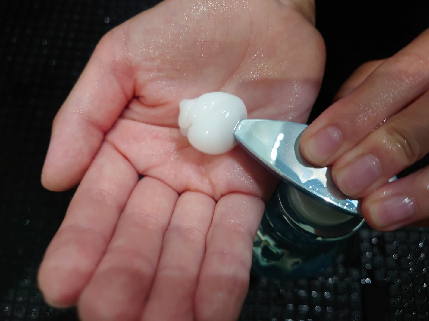 ににょ on LIPS 「ソラウェザーケアクリスタルシャンプー&トリートメント(モイスト..」(4枚目)