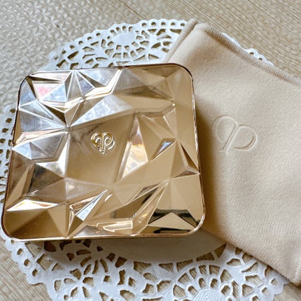 ル・レオスールデクラ /クレ・ド・ポー ボーテ/パウダーハイライトを使ったクチコミ(2枚目)