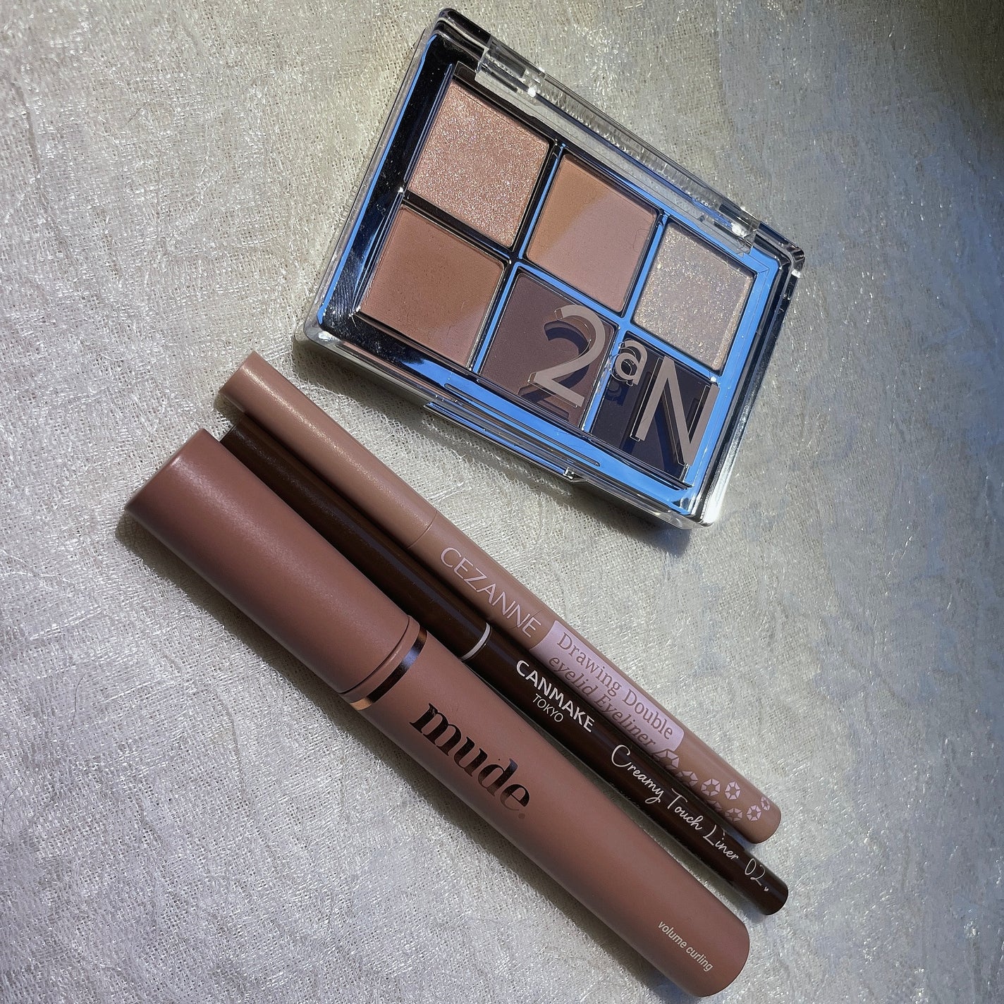 クリーミータッチライナー/キャンメイク/ジェルアイライナーを使ったクチコミ(3枚目)