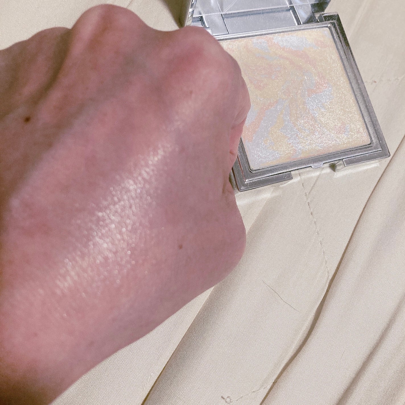 スキンルミナスハイライター/DEAR DAHLIA/パウダーハイライトを使ったクチコミ(3枚目)