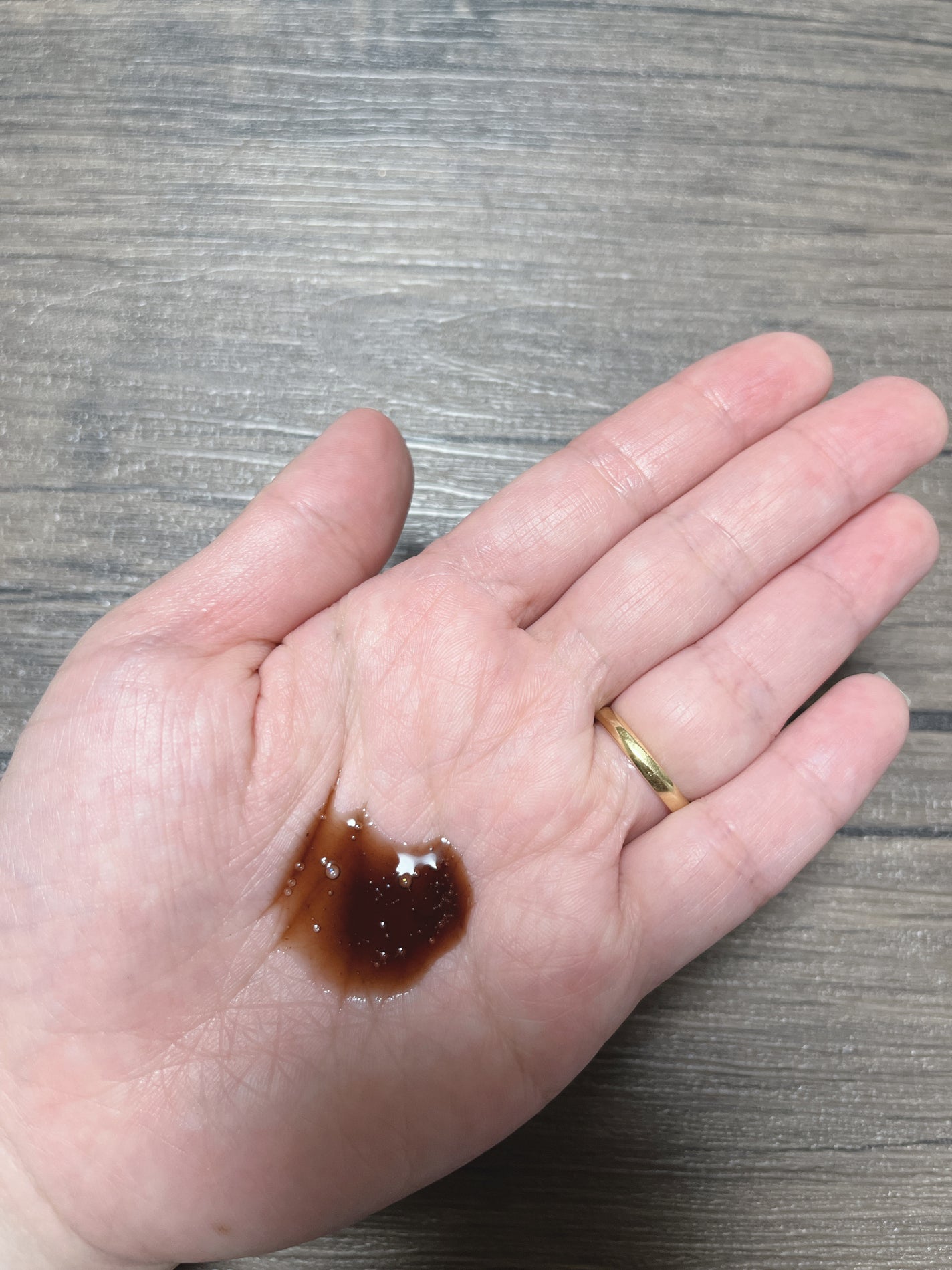 こあちゃん on LIPS 「白髪ケアがこんなにラクだなんて感動🥺❤️MODAMODABLA..」(4枚目)