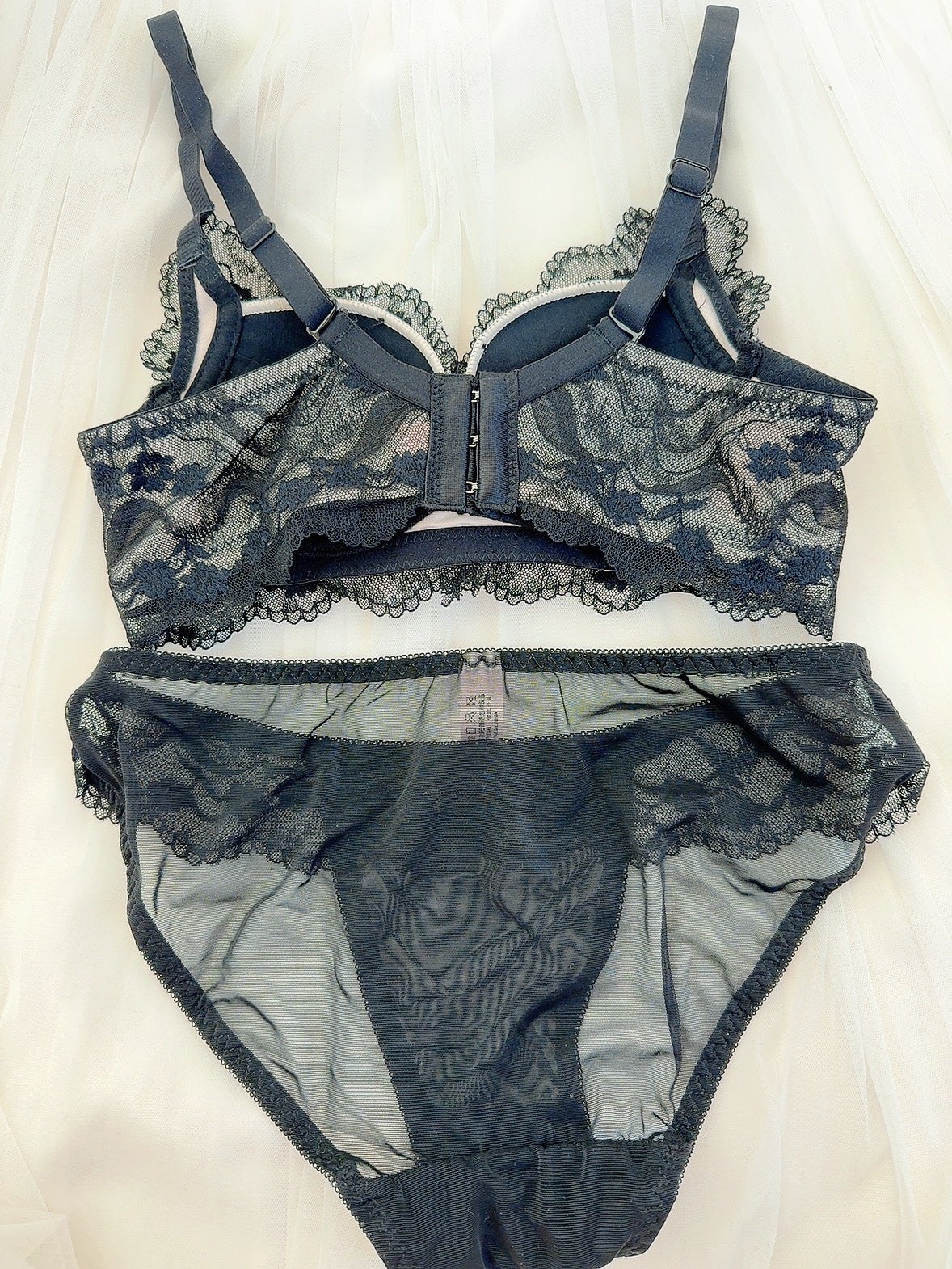 【ノンワイヤー】下厚パッド 花柄総レースブラセット/LikeWillow/その他を使ったクチコミ(4枚目)