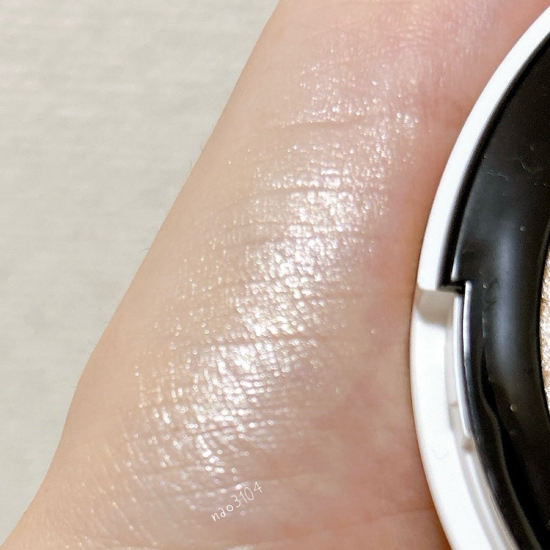 NARS ライトリフレクティング ルミナイジングパウダー/NARS/パウダーハイライトを使ったクチコミ(4枚目)