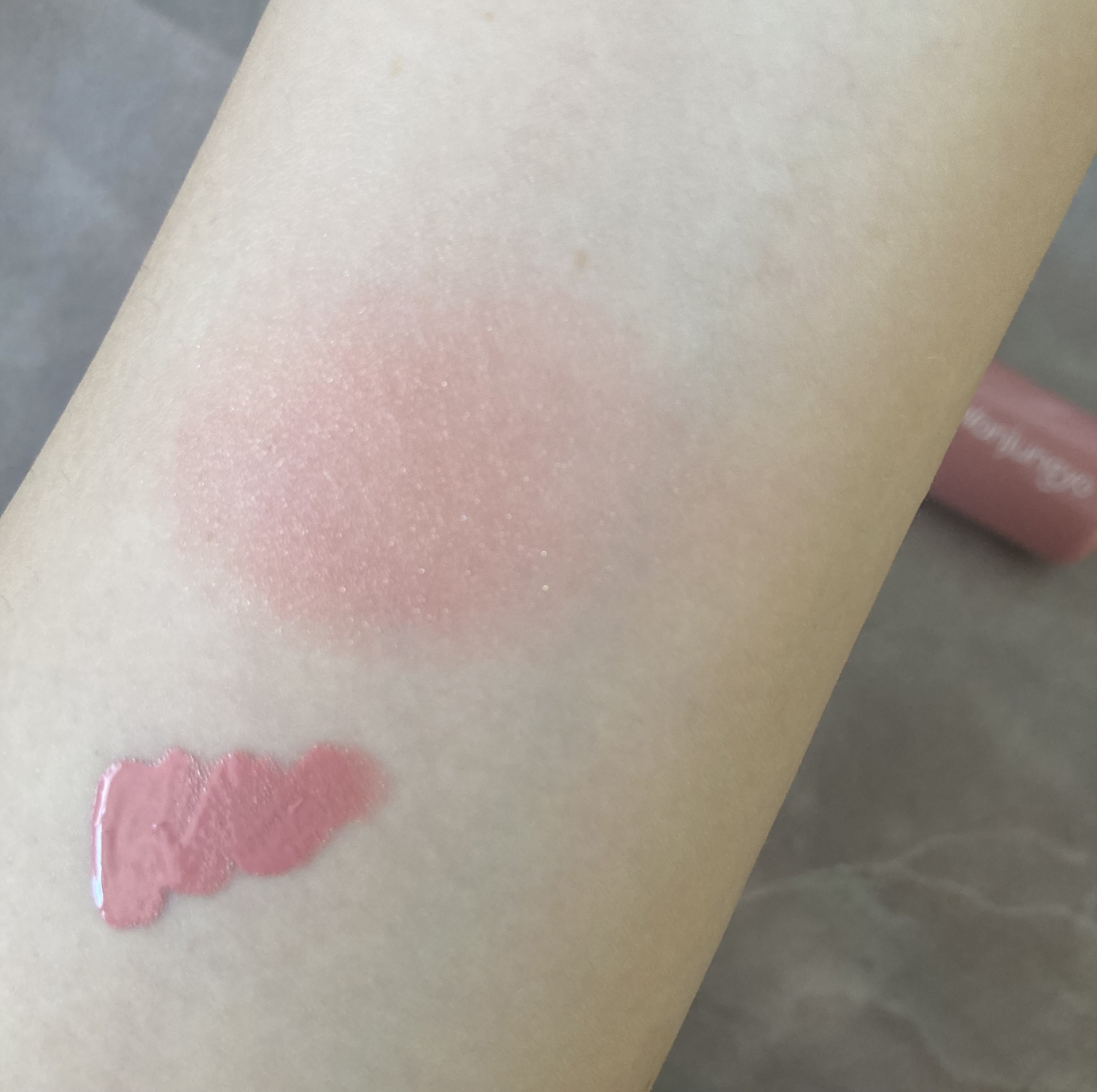 ウォンジョンヨ ベアブルームチーク/Wonjungyo/リキッドチークを使ったクチコミ（3枚目）