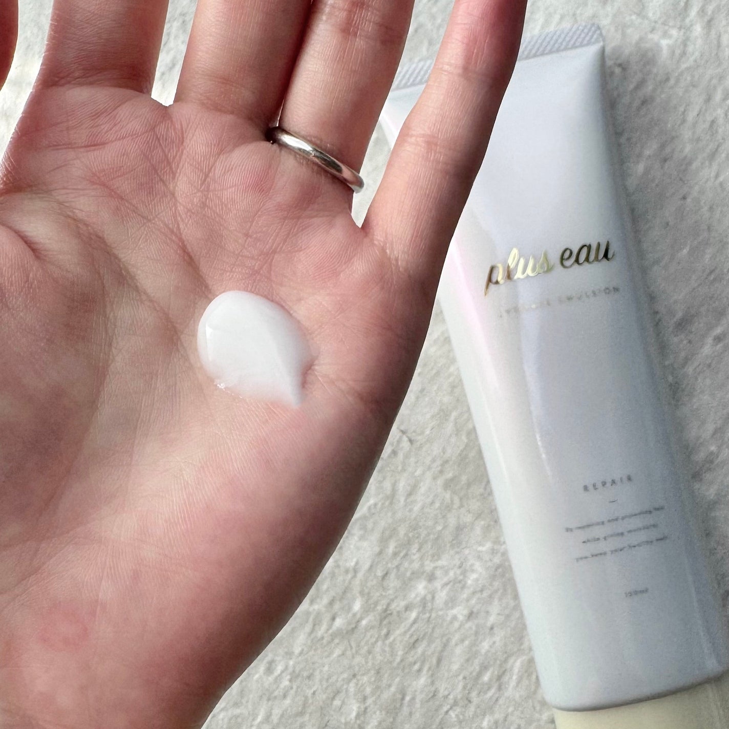 プリュスオー リポアエマルジョン/plus eau/アウトバストリートメントを使ったクチコミ(2枚目)