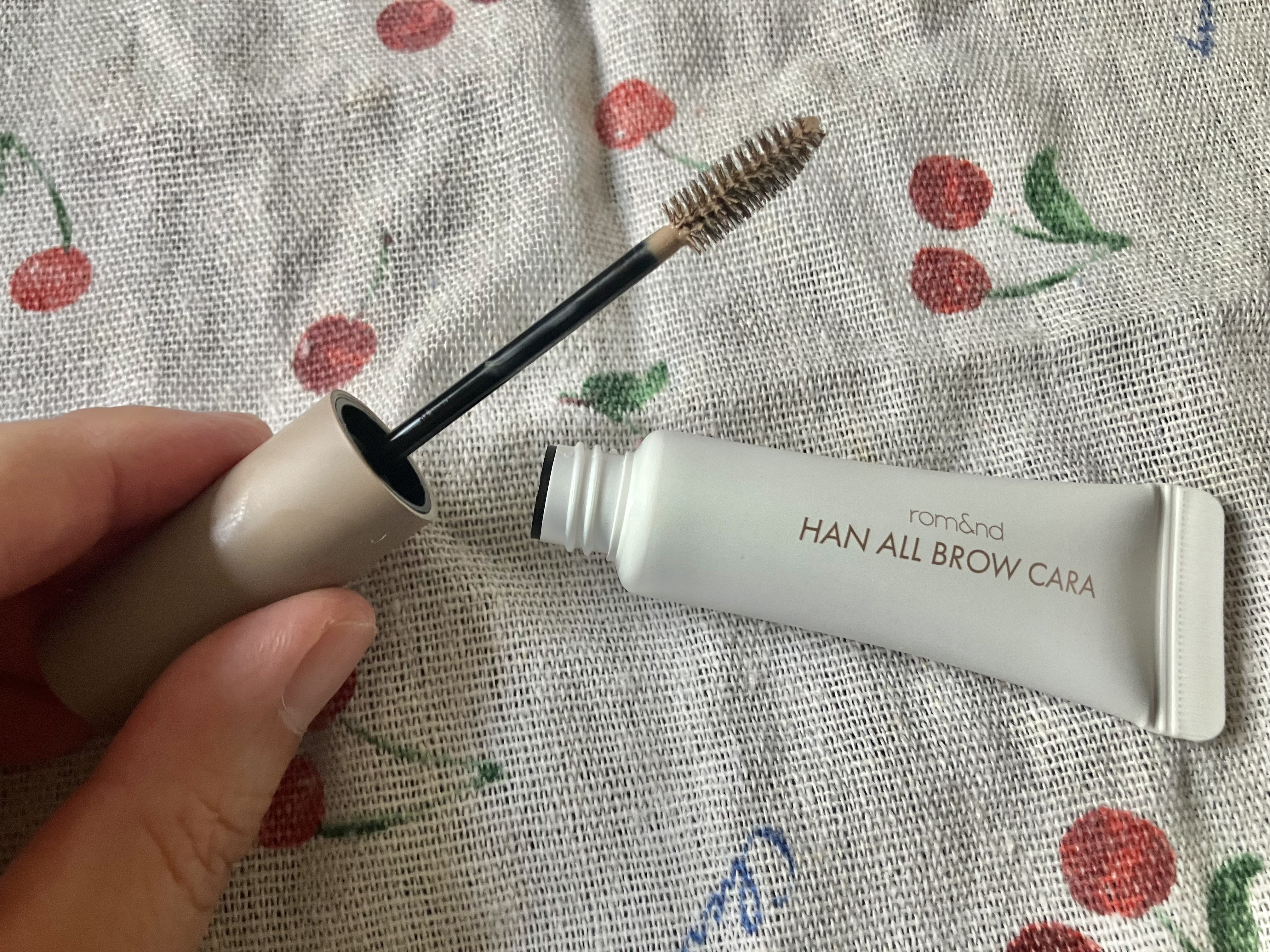 ハンオールブロウカラ/rom&nd/眉マスカラを使ったクチコミ（3枚目）