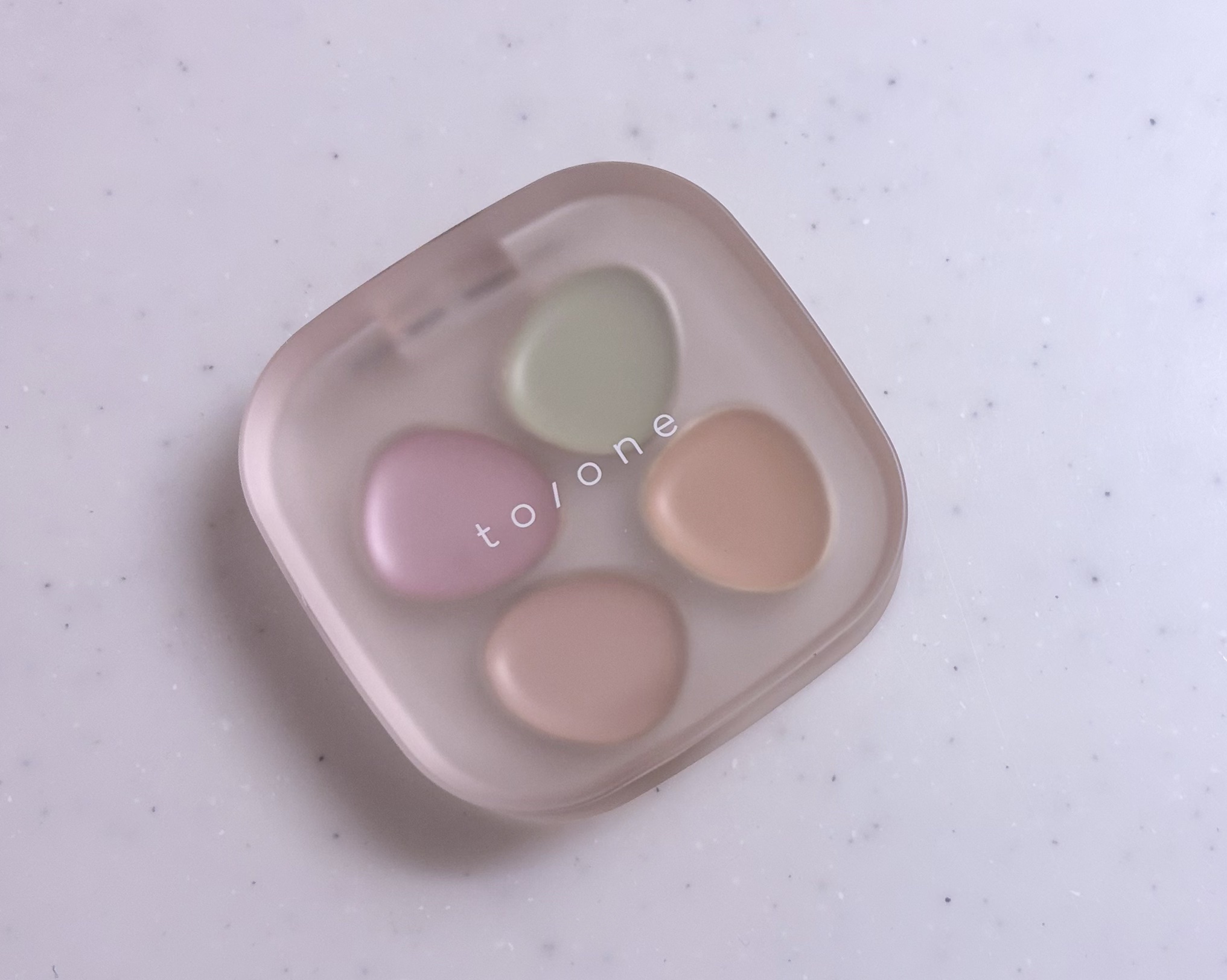 トーン ペタル フロート フローレス タッチ 02/to/one/パレットコンシーラーを使ったクチコミ（1枚目）