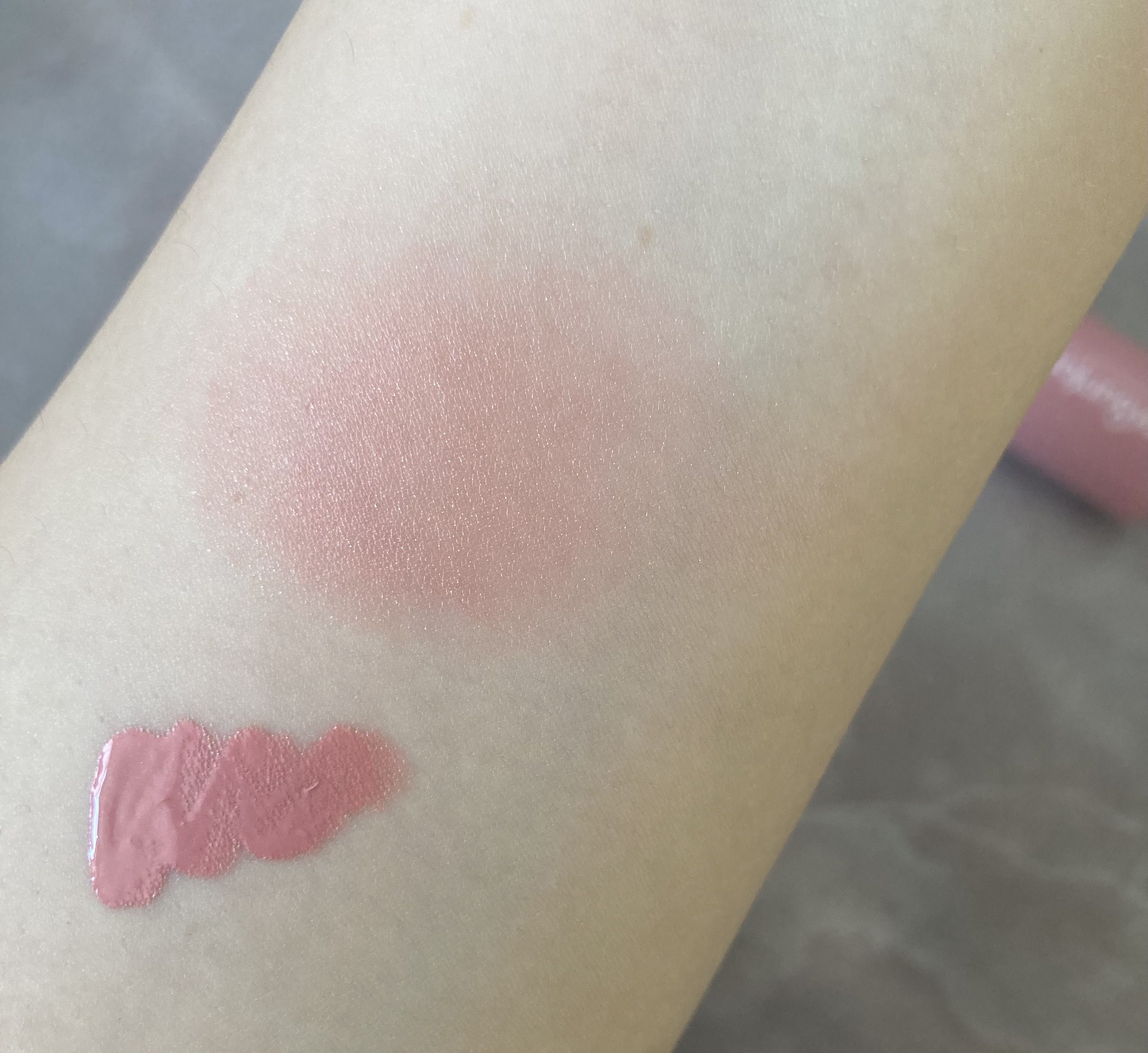 ウォンジョンヨ ベアブルームチーク/Wonjungyo/リキッドチークを使ったクチコミ（2枚目）