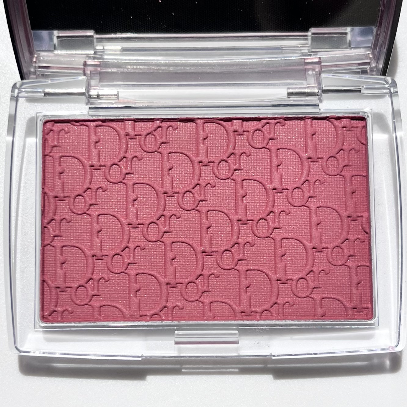 ロージー グロウ 012 ローズウッド/Dior/パウダーチークを使ったクチコミ（2枚目）