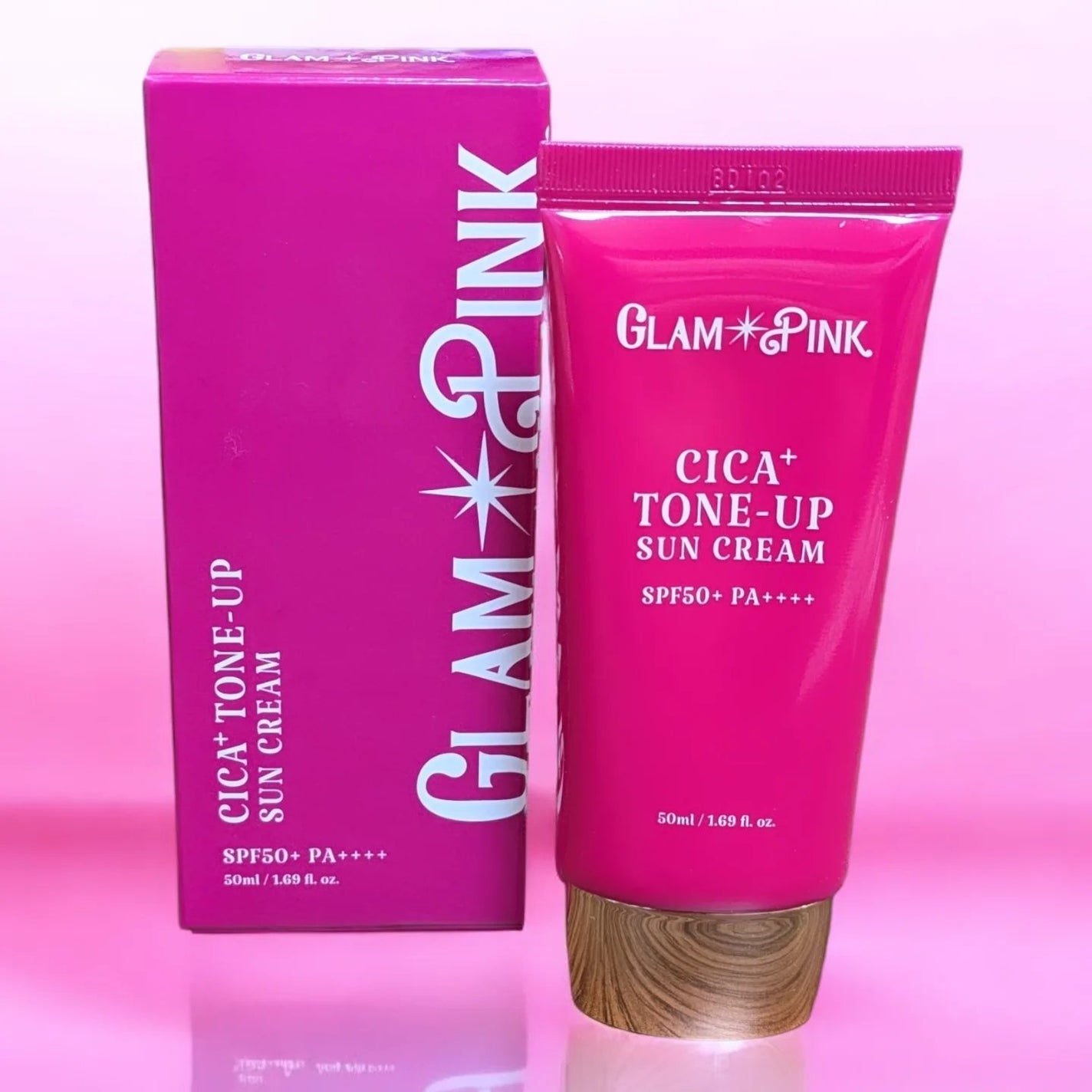 真紅 on LIPS 「LemonSquare様を通じて、GlamPink様から「シカ..」(1枚目)