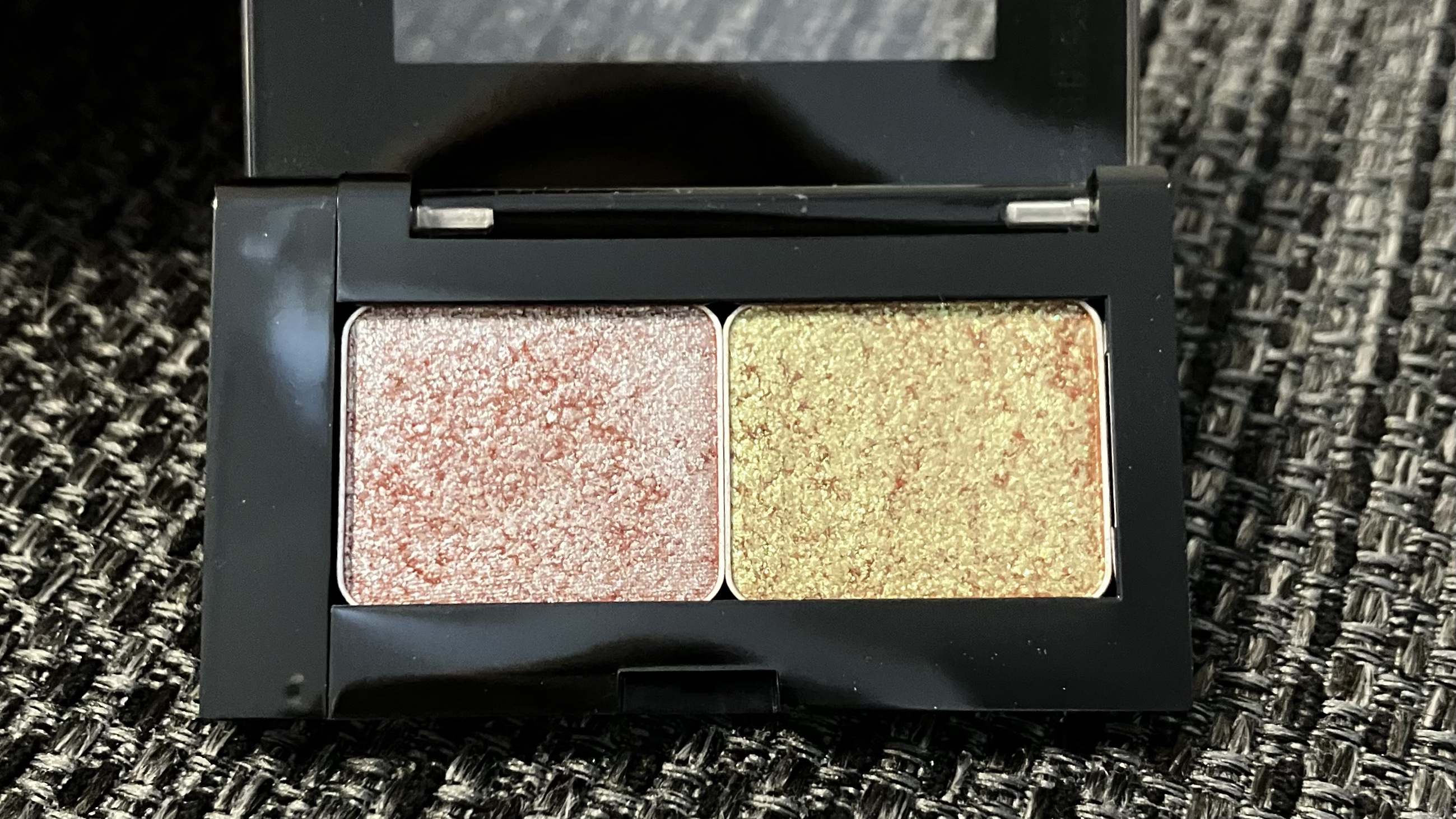 プレスド アイシャドー（レフィル）/shu uemura/単色アイシャドウを使ったクチコミ（1枚目）