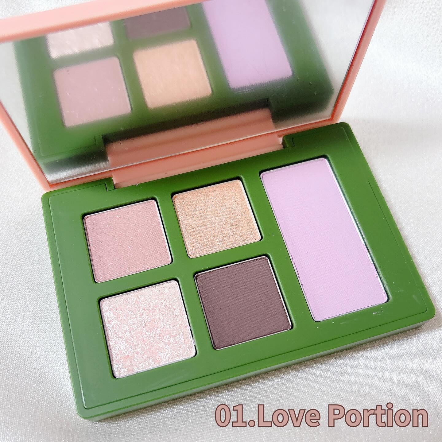 セフィラティ クイーンバレットアイズ/Sefilaty/アイシャドウパレットを使ったクチコミ（3枚目）