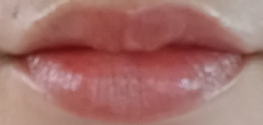 花潤参養リップバーム/花西子/リップバームを使ったクチコミ（2枚目）