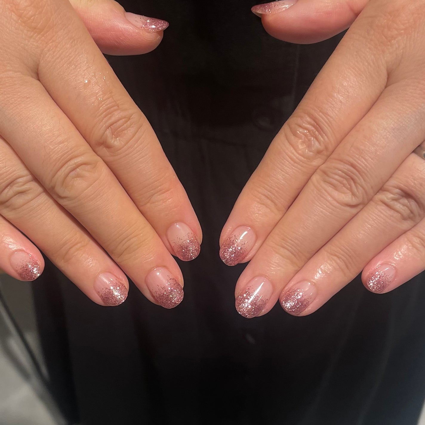 𐔌՞ . .՞ 𐦯 on LIPS 「🩷いいね、保存嬉しいです🎶#ネイル#ジェルネイル#垢抜け#ネイ..」(1枚目)