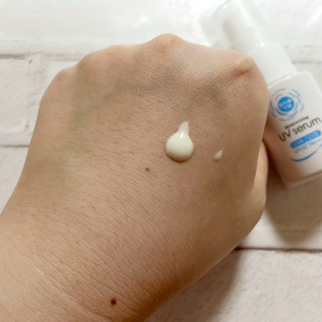 うるおす UV セラム M/紫外線予報/日焼け止めミルクを使ったクチコミ(2枚目)