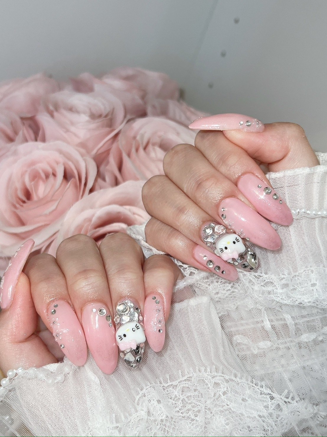 娘💗ネイルサロン
🤍🤍🤍🤍🤍🤍🤍🤍🤍🤍
『おとなしい  Y2Kギャルネイル』
と言ってた


#娘ネイルサロン  ←ご参考までに…
気になってる方はチェックしてみてください

M・A・C
#グロープレイブラッシュチアー