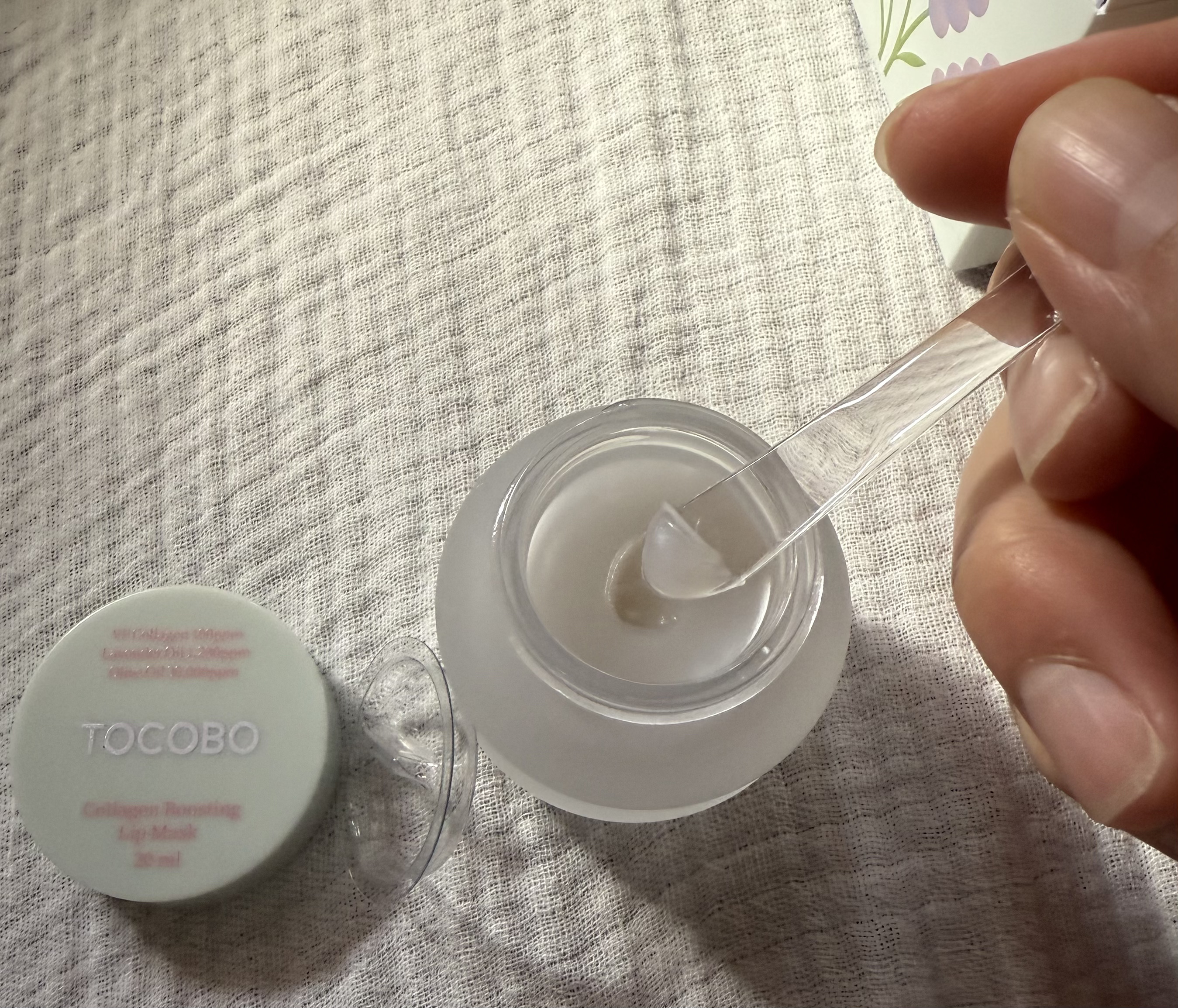 コラーゲンブースティングリップマスク/TOCOBO/リップマスクを使ったクチコミ（2枚目）