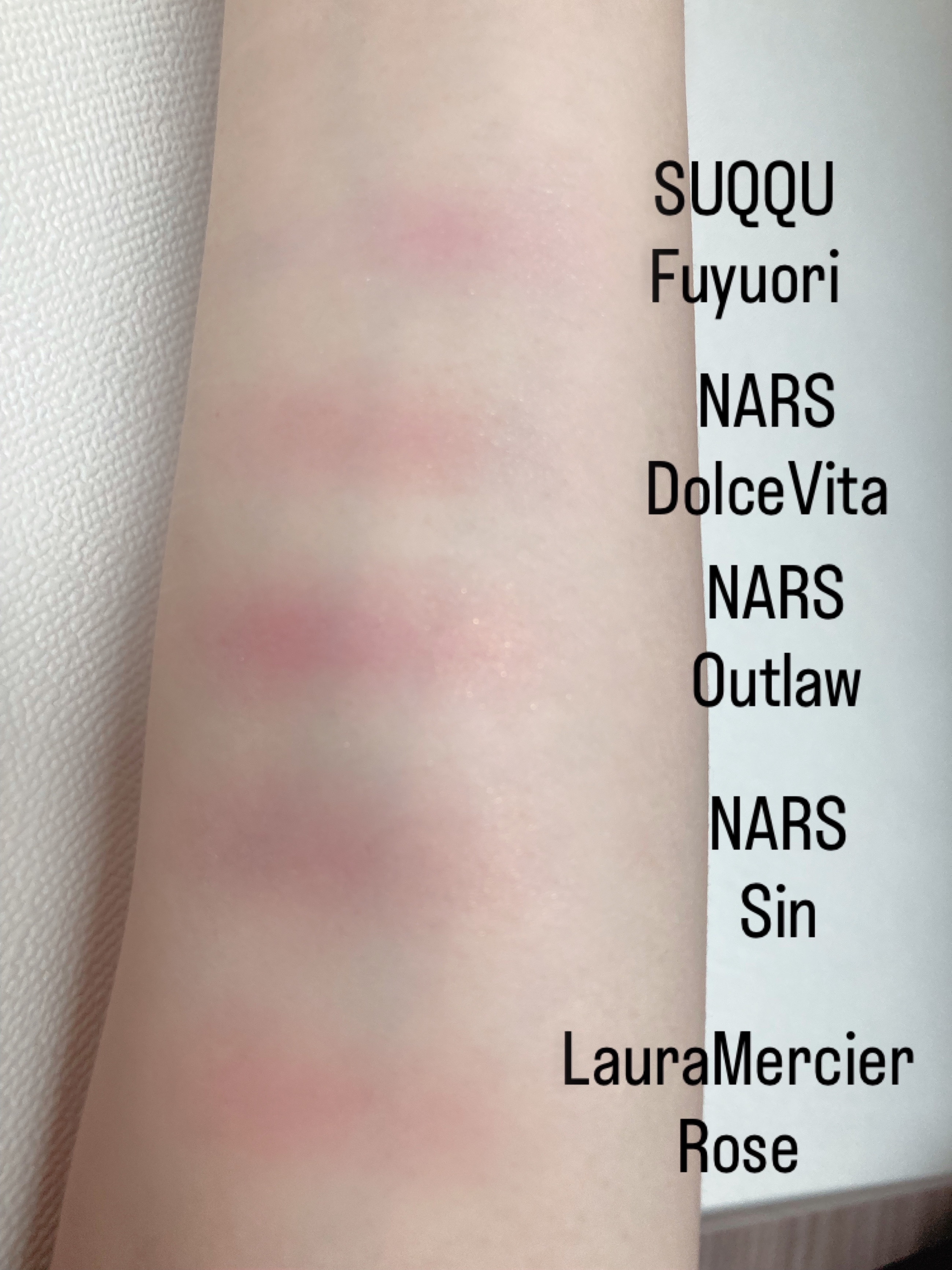 ブラッシュ N 888 DOLCE VITA/NARS/パウダーチークを使ったクチコミ（2枚目）