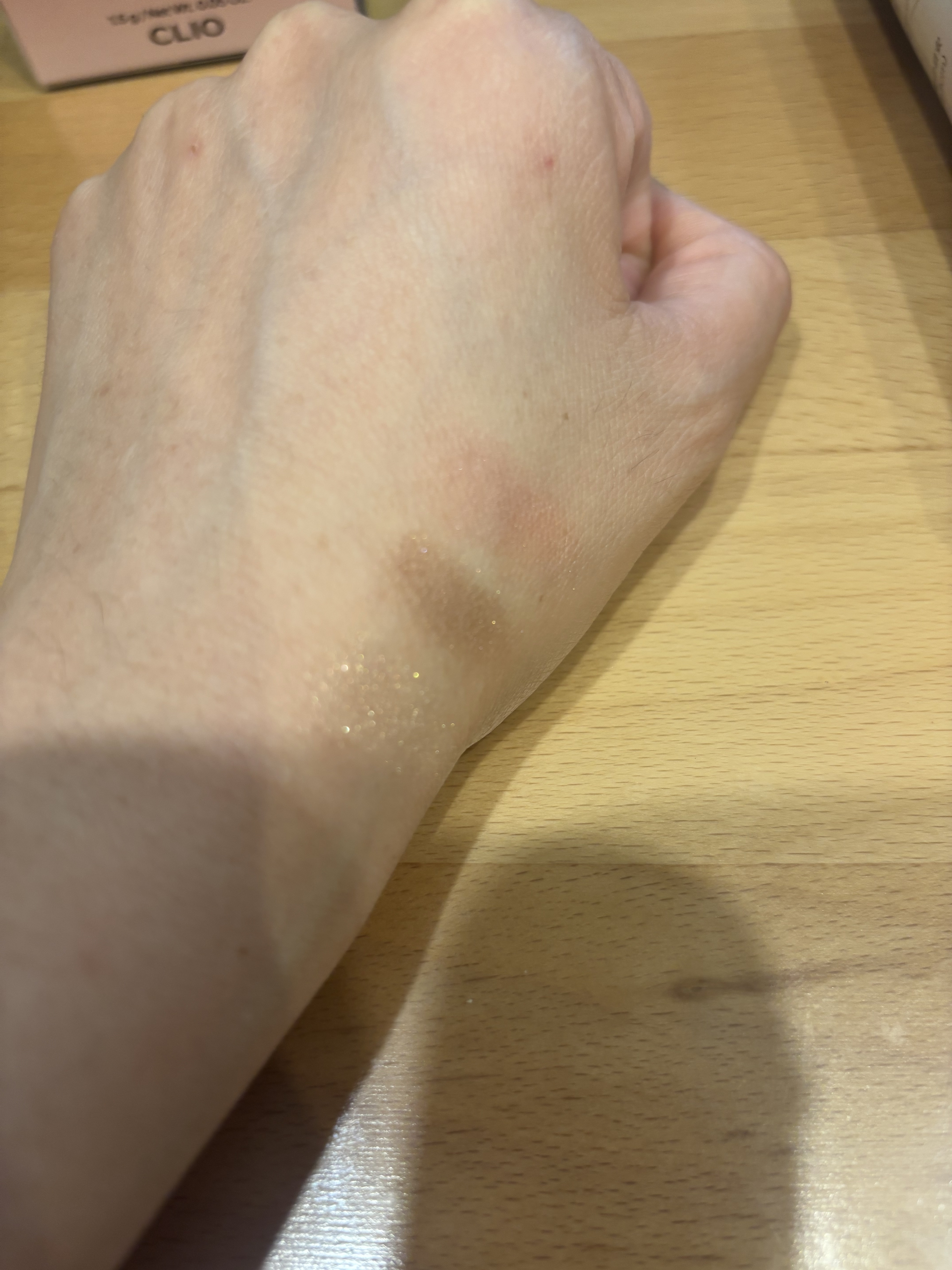 エッセンシャル シャドウ タップ 02 ローズクローザー(ROSE CLOSER)/CLIO/アイシャドウパレットを使ったクチコミ（2枚目）