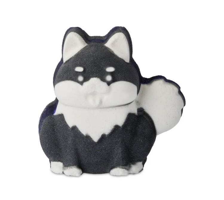 ラッシュ 黒柴 ボム（バスボム）のクチコミ「ラッシュ
黒柴 ボム
¥800
9月25日発売
✼••┈┈••✼••┈┈••✼••┈┈••✼•.....」（1枚目）