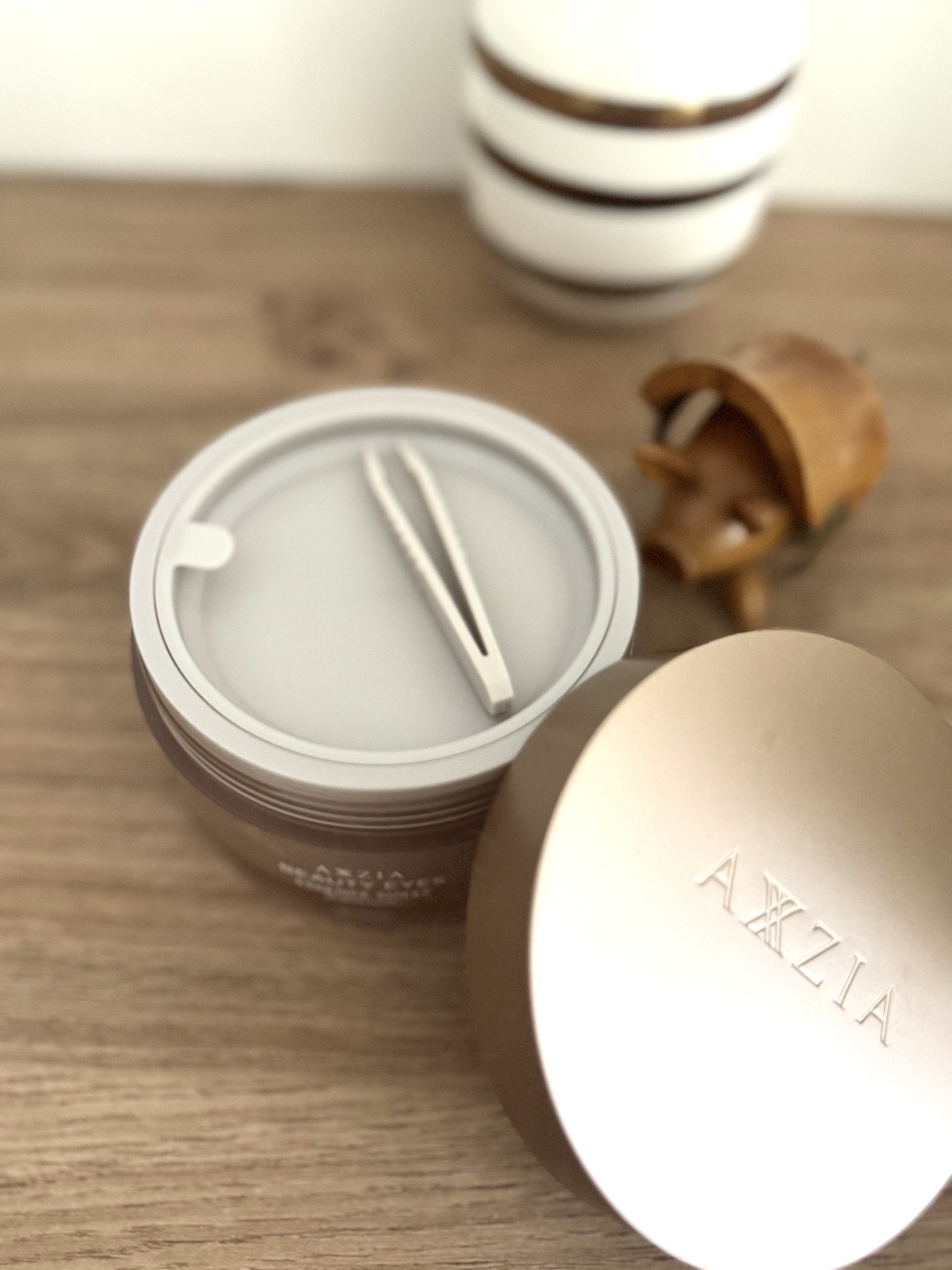 ビューティーアイズ エッセンスシート プレミアム プラス/AXXZIA/アイケア・アイクリームを使ったクチコミ（2枚目）