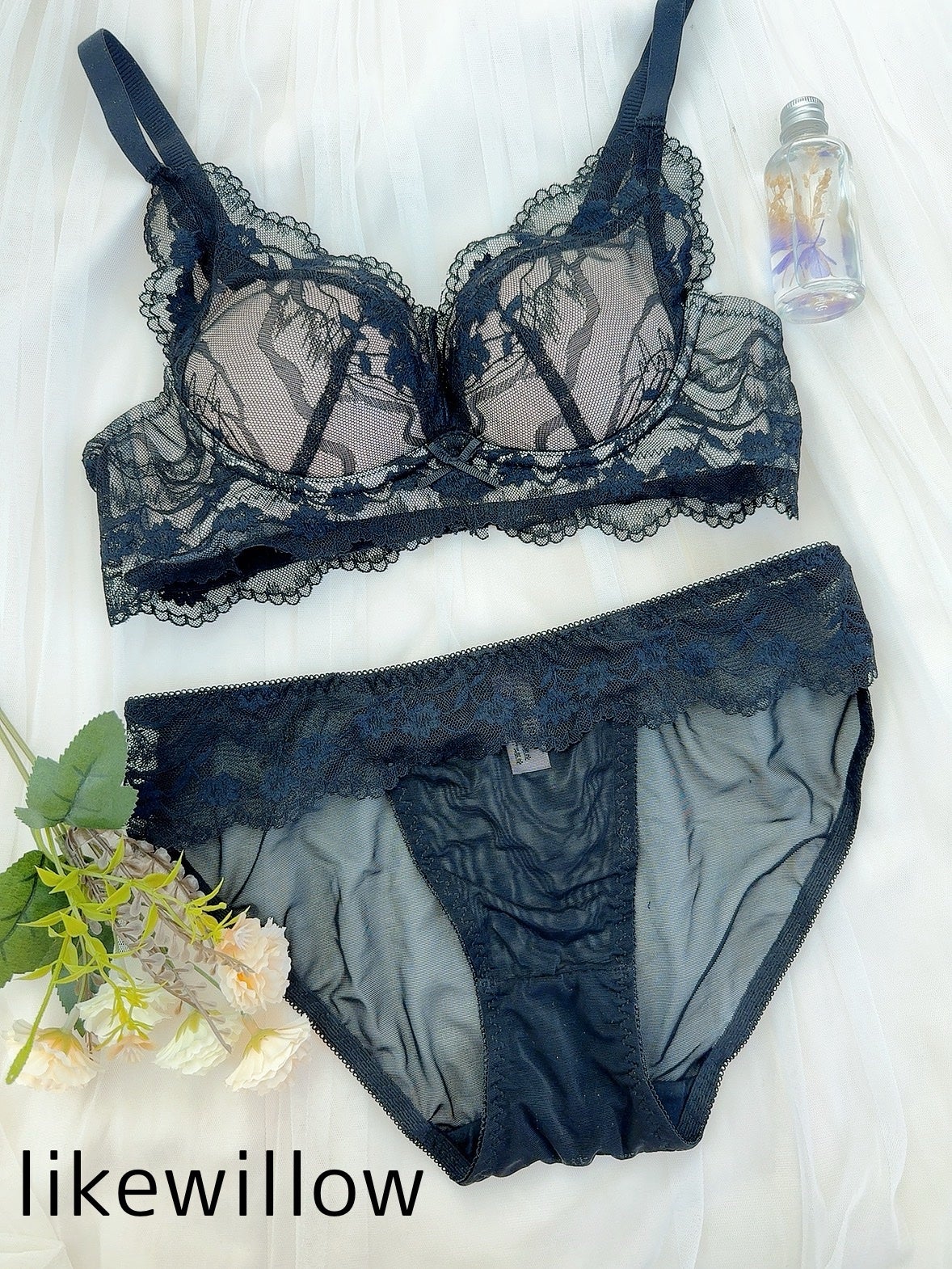 【ノンワイヤー】下厚パッド 花柄総レースブラセット/LikeWillow/その他を使ったクチコミ(1枚目)