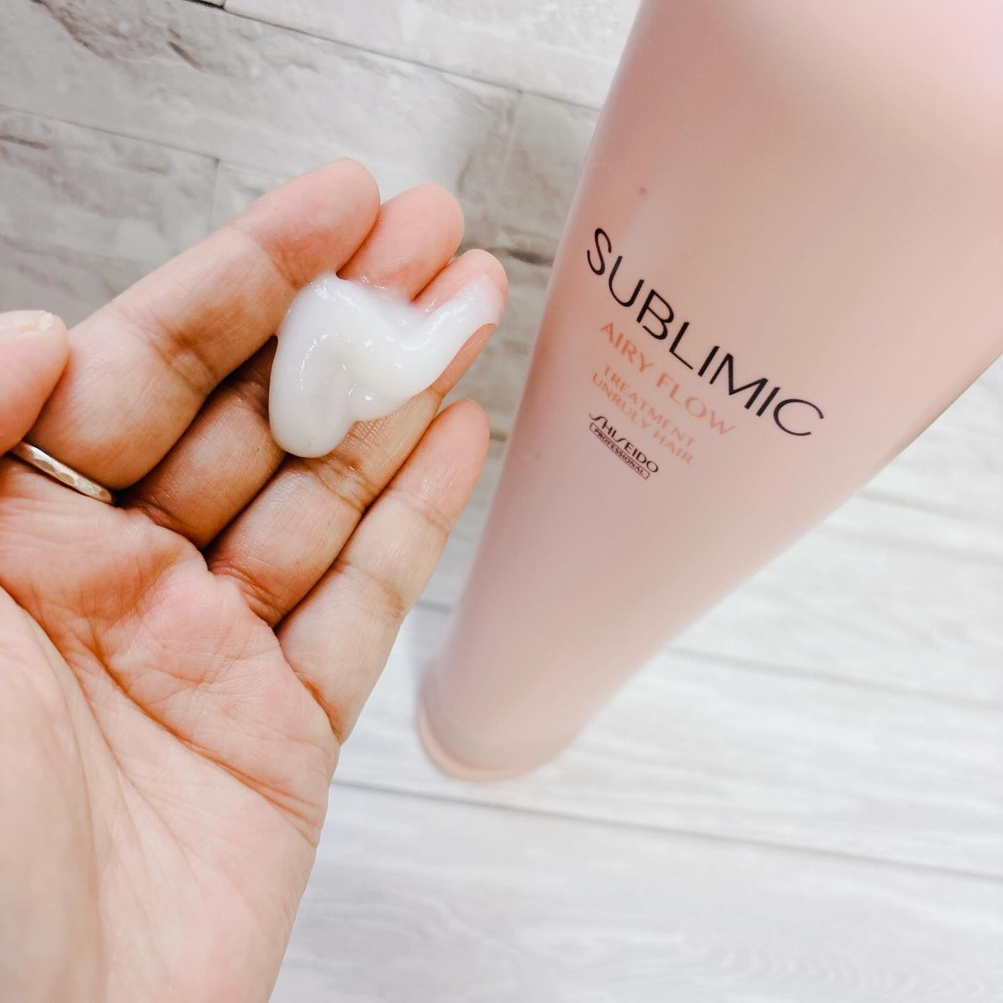 ぷえら on LIPS 「サブリミックエアリーフローシャンプー トリートメント使ってみま..」(4枚目)