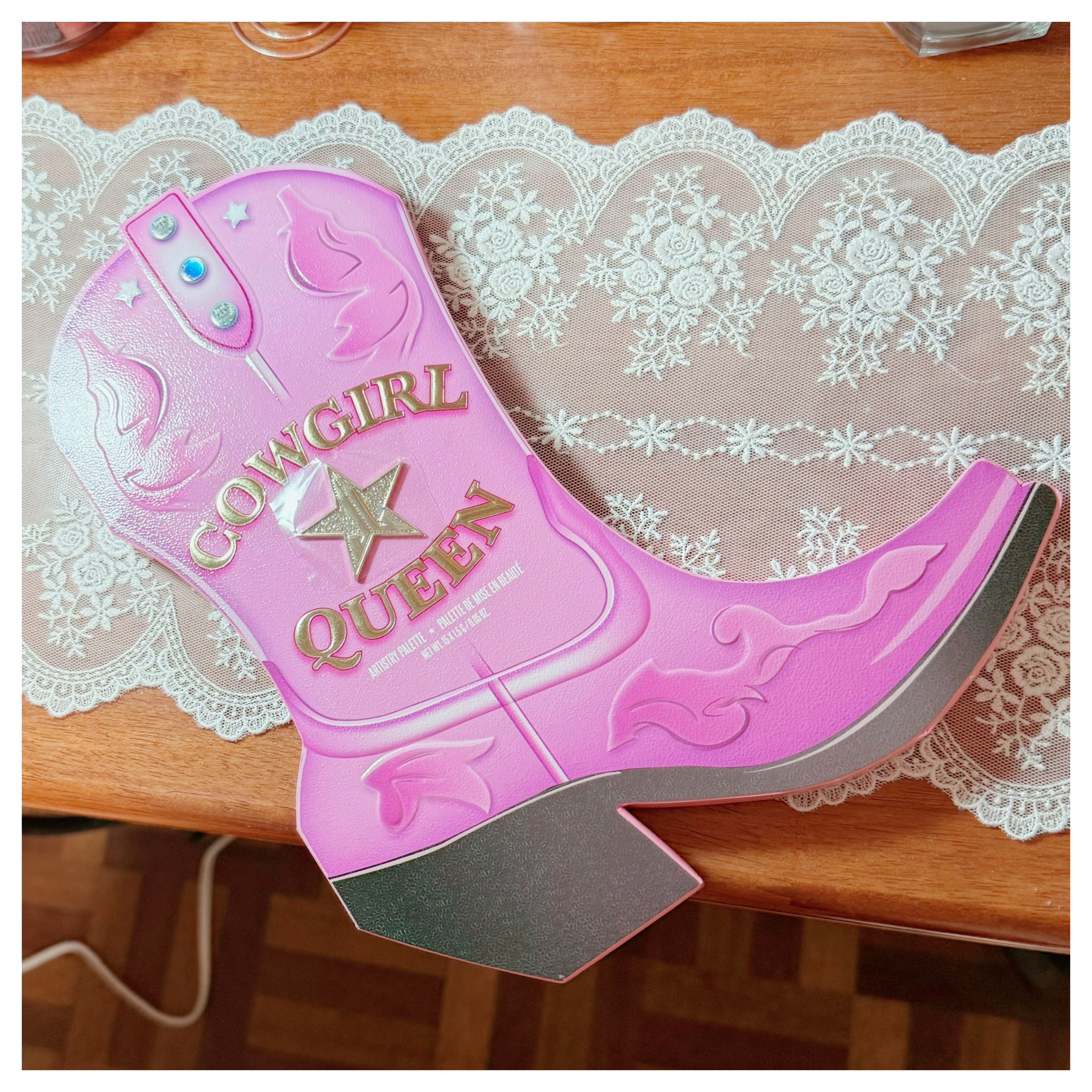 Cowgirl Queen Artistry Palette/Jeffree Star Cosmetics/アイシャドウパレットを使ったクチコミ（2枚目）