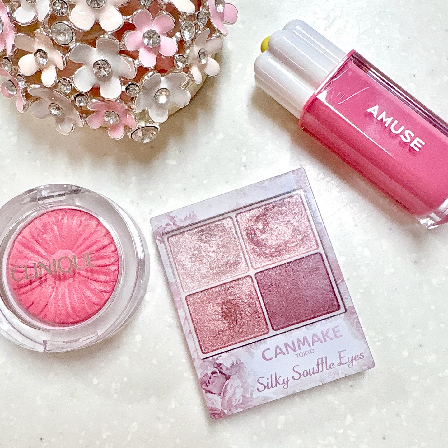 シルキースフレアイズ/キャンメイク/アイシャドウパレットを使ったクチコミ（1枚目）