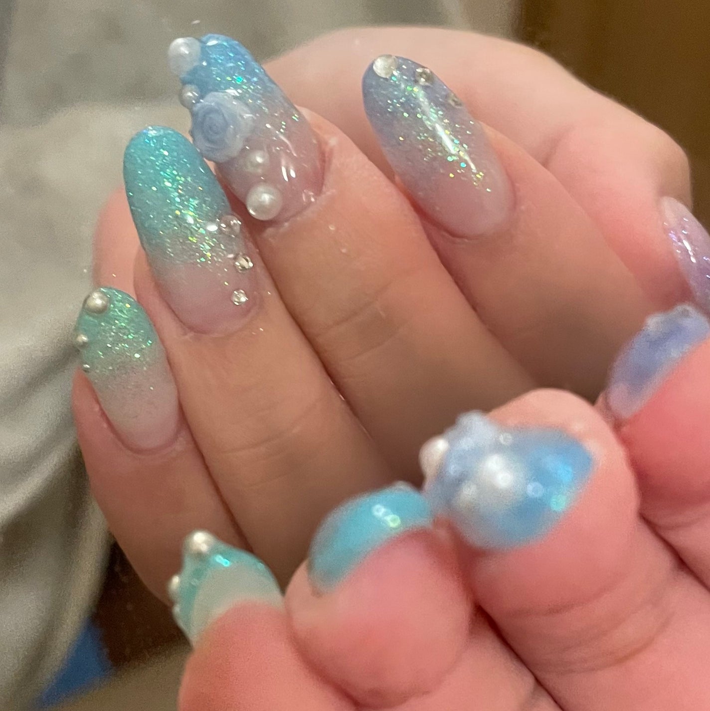 𐔌՞ . .՞ 𐦯 on LIPS 「🧜🏻♀️𓈒𓂂𓏸いいね、保存嬉しいです🎶#ネイル#ジェルネイル..」(1枚目)