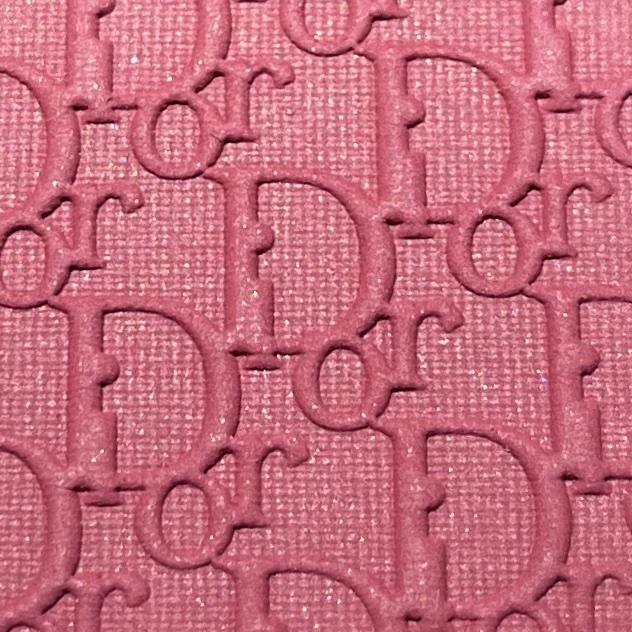 ロージー グロウ 012 ローズウッド/Dior/パウダーチークを使ったクチコミ（1枚目）