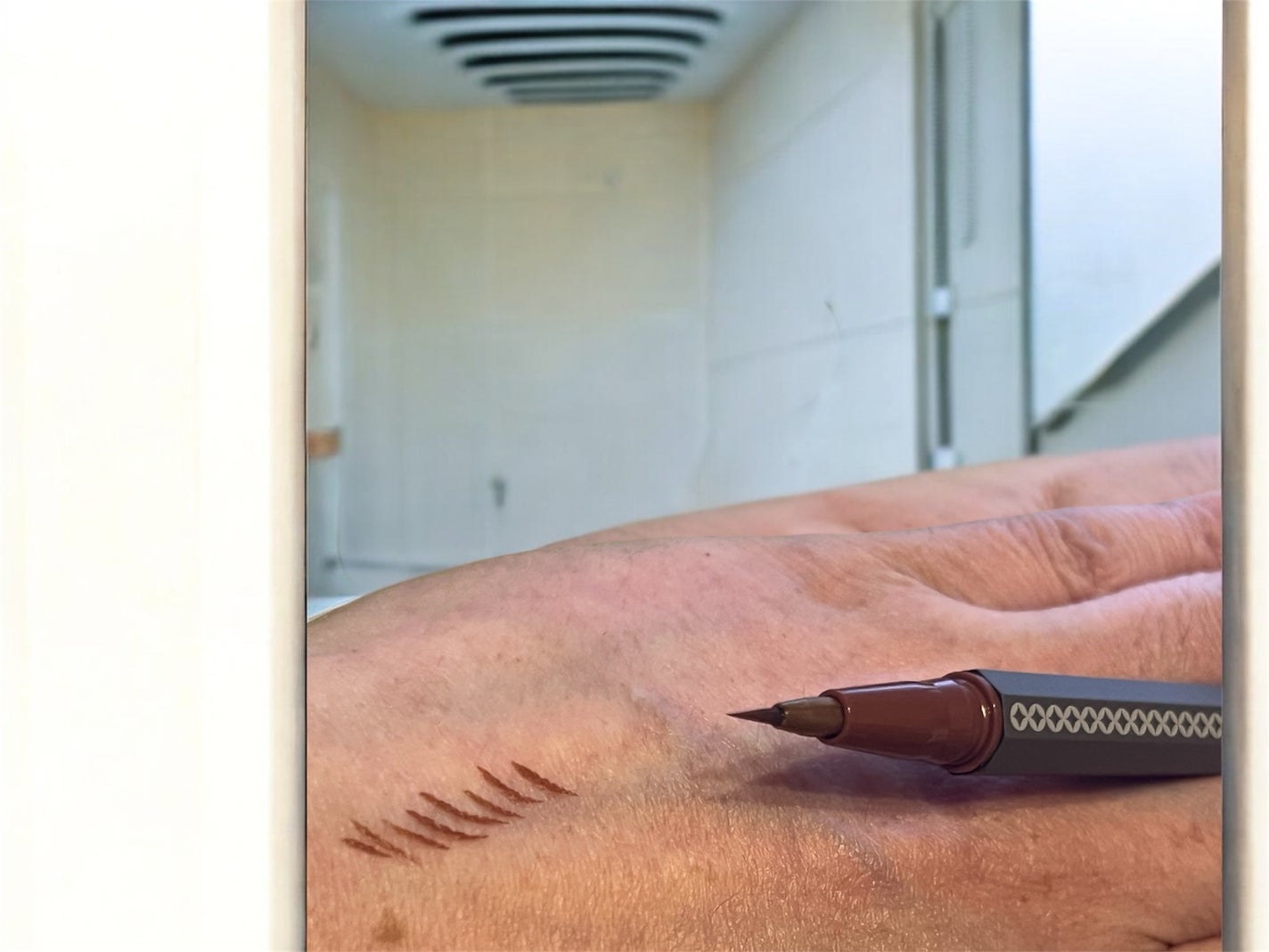 3650 下まつげライナー/3650/リキッドアイライナーを使ったクチコミ(5枚目)