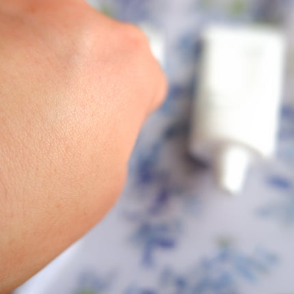 *chom* on LIPS 「スキンコットン手のおしろいUVクリームしっとりなのにベタつかな..」(4枚目)